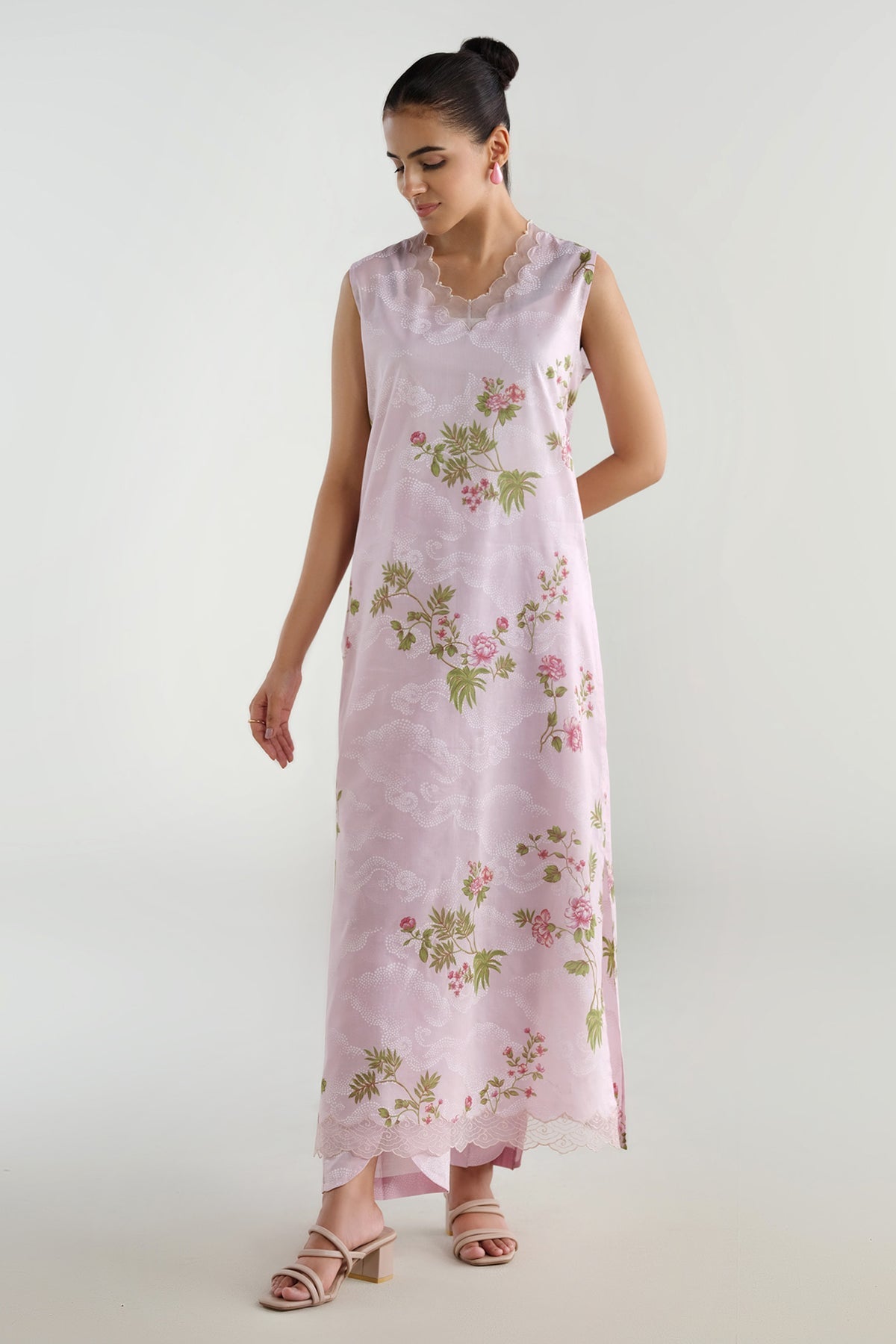 2 Piece - Printed & Embroidered Lawn Suit - C6206 - Shop Now at Kayseria