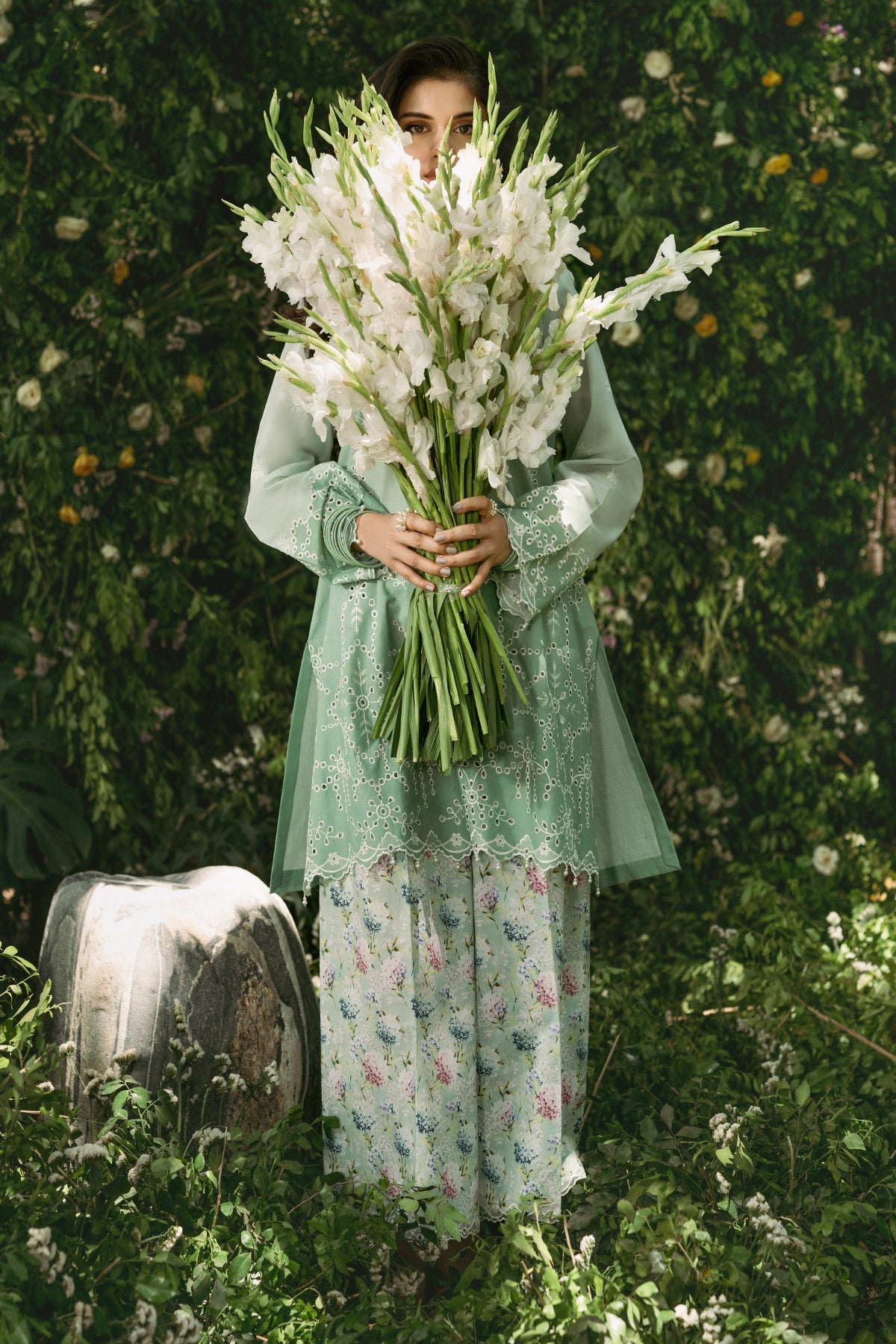 2 Piece - Printed & Embroidered Lawn Suit - C6231 - Shop Now at Kayseria