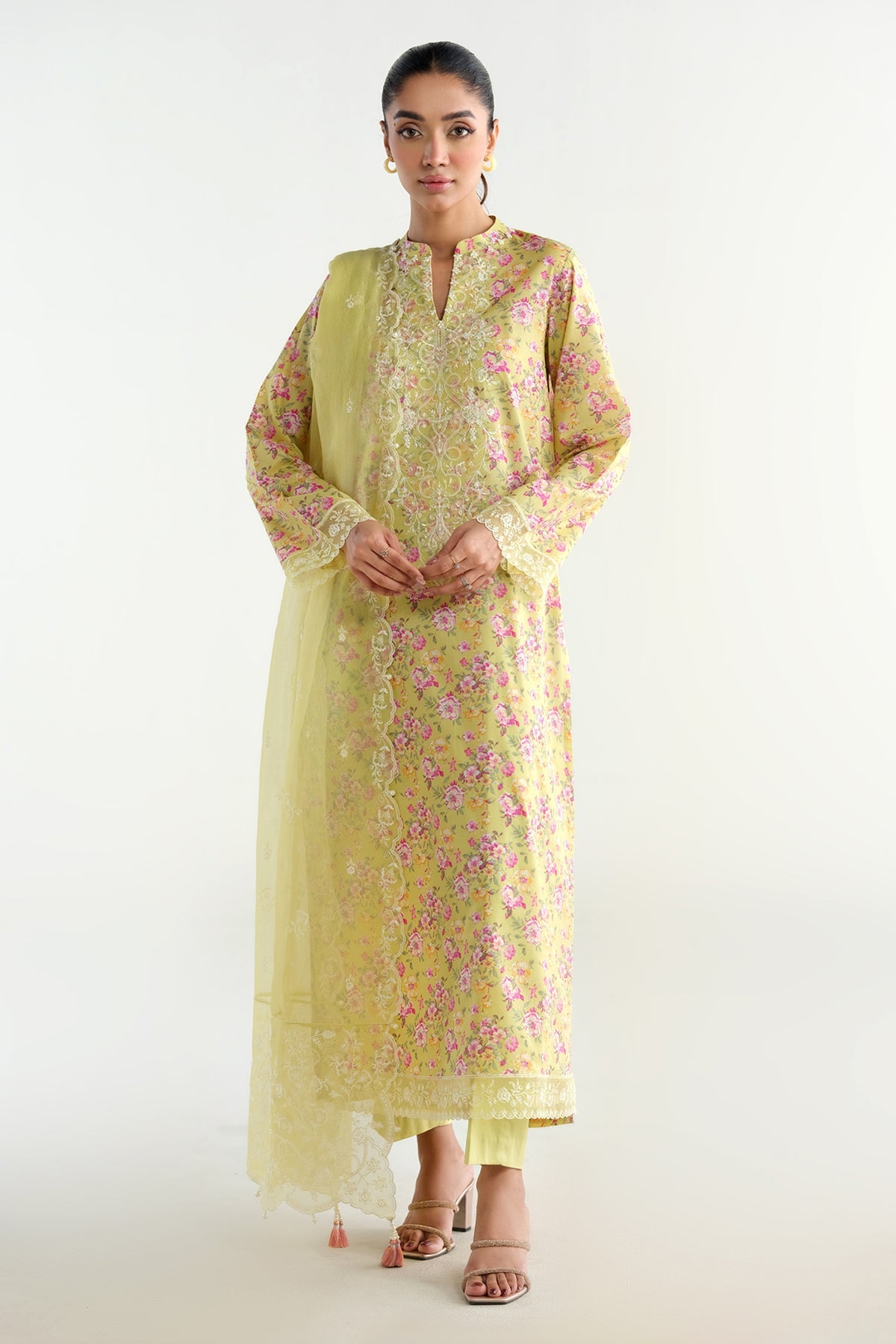 3 Piece - Embroidered Suit - C6290 - Shop Now at Kayseria