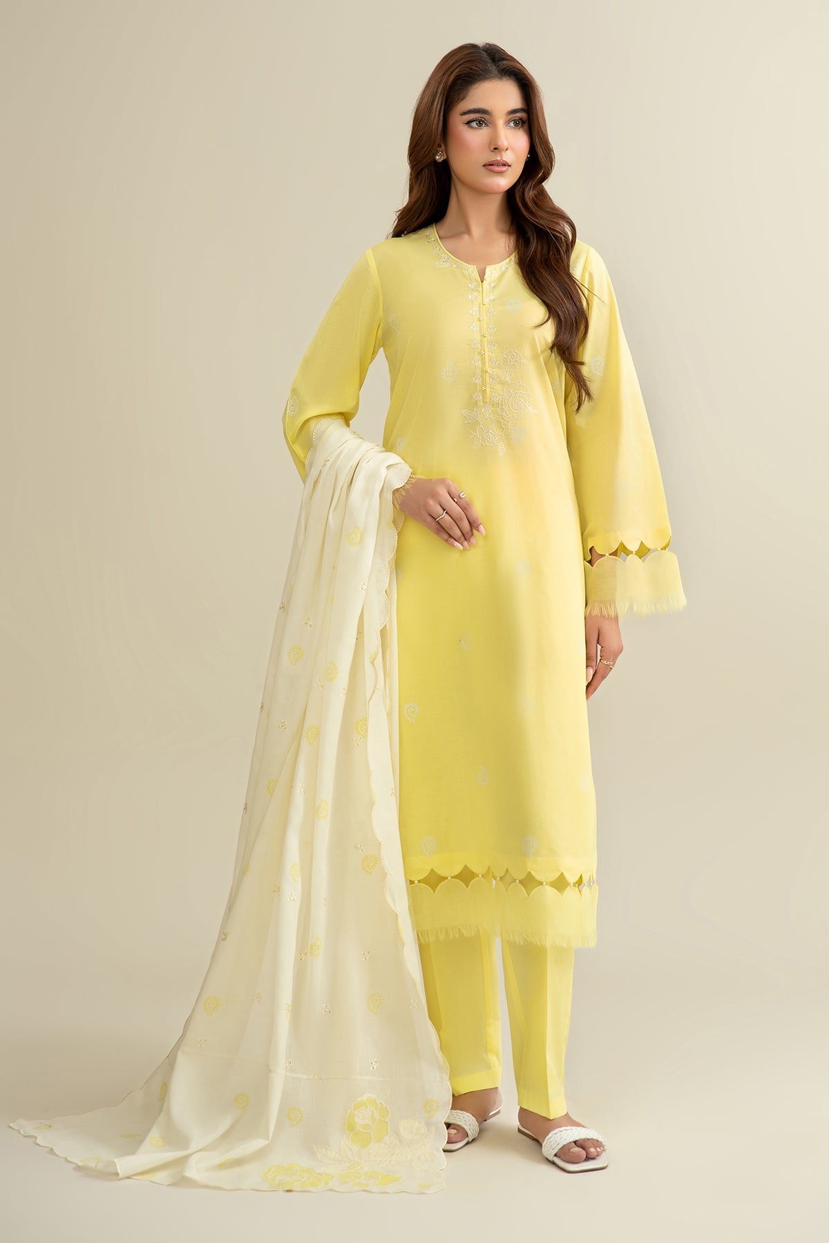3 Piece - Printed & Embroidered Suit - C6304 - Shop Now at Kayseria