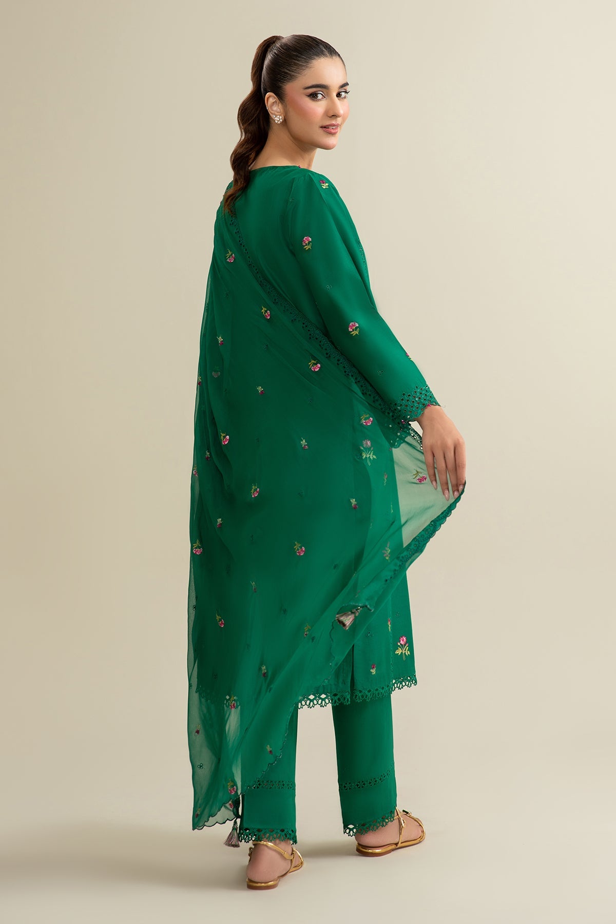 3 Piece - Embroidered Suit - C6310 - Shop Now at Kayseria