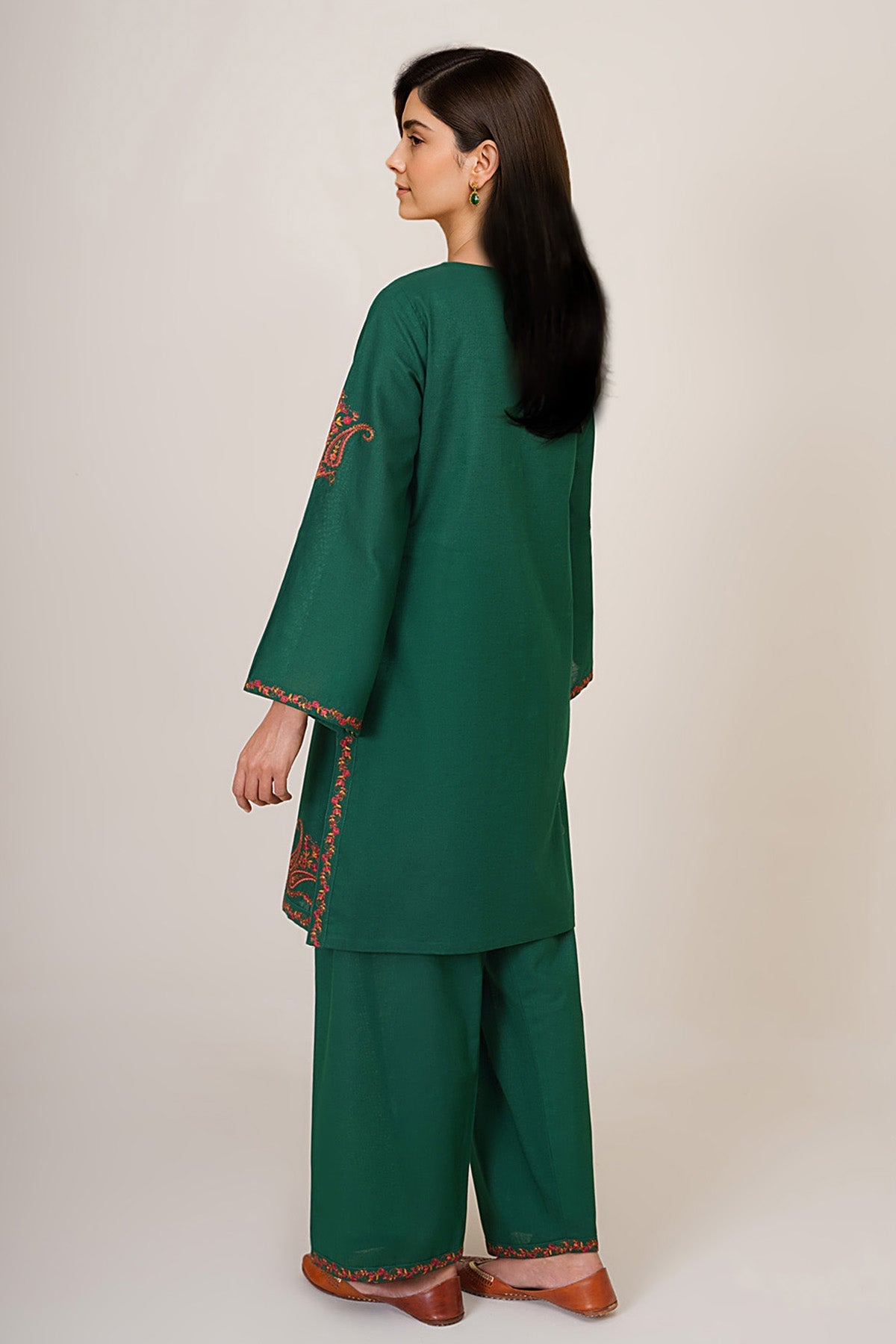 2 Piece - Embroidered Khaddar Suit - C6355 - Shop Now at Kayseria