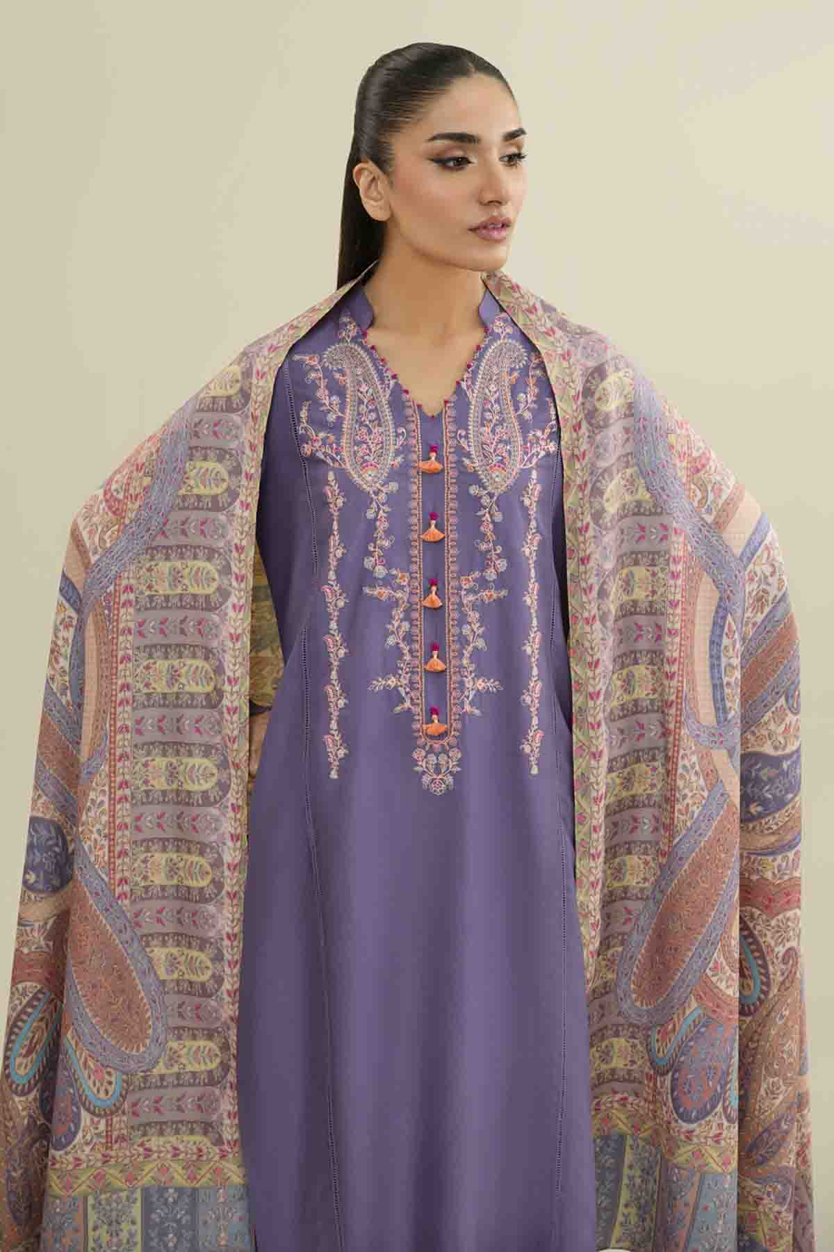 PERCALE | EMBROIDERED | C6357