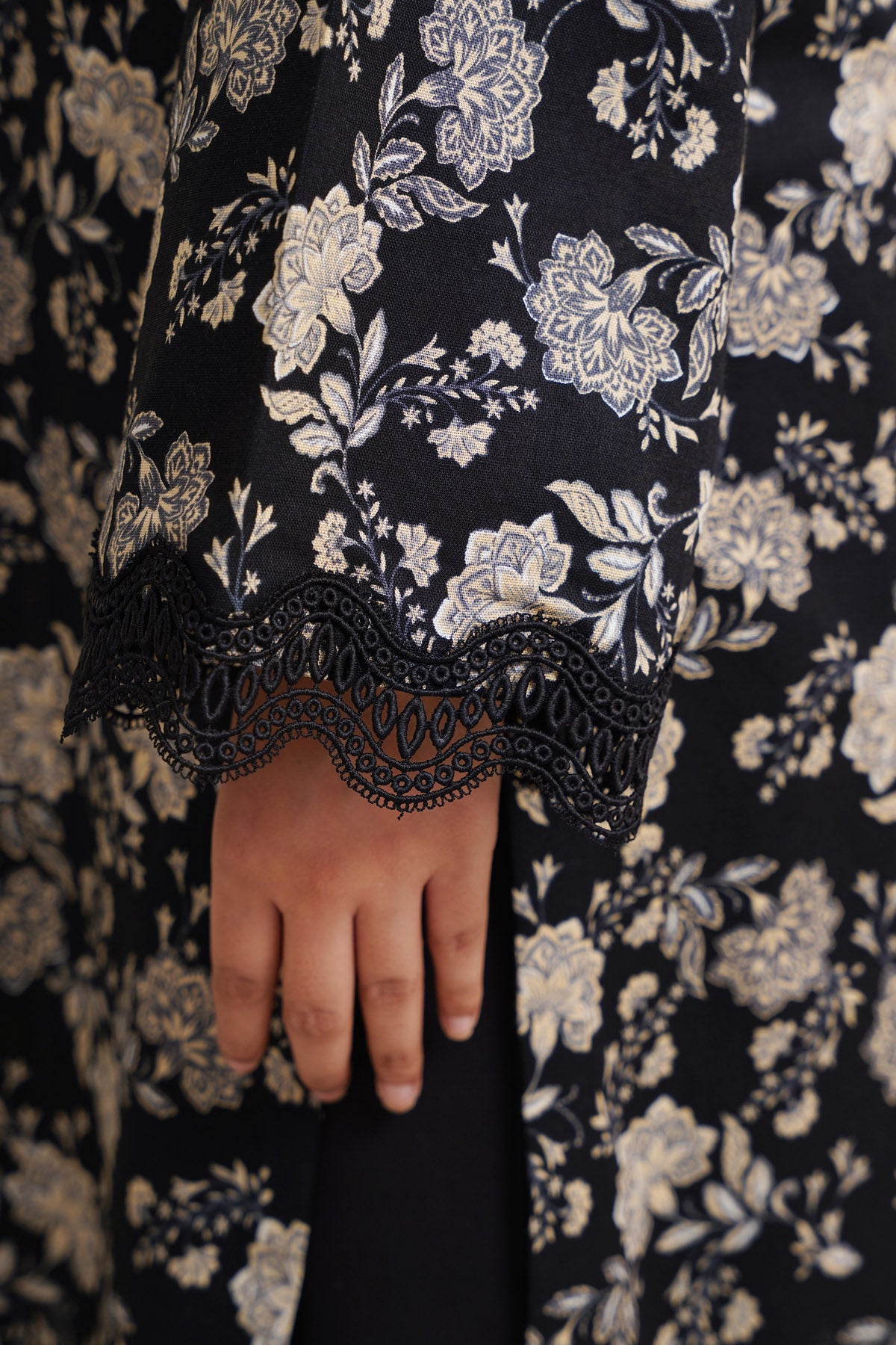 2 Piece - Printed Khaddar Suit - C6370 - Shop Now at Kayseria