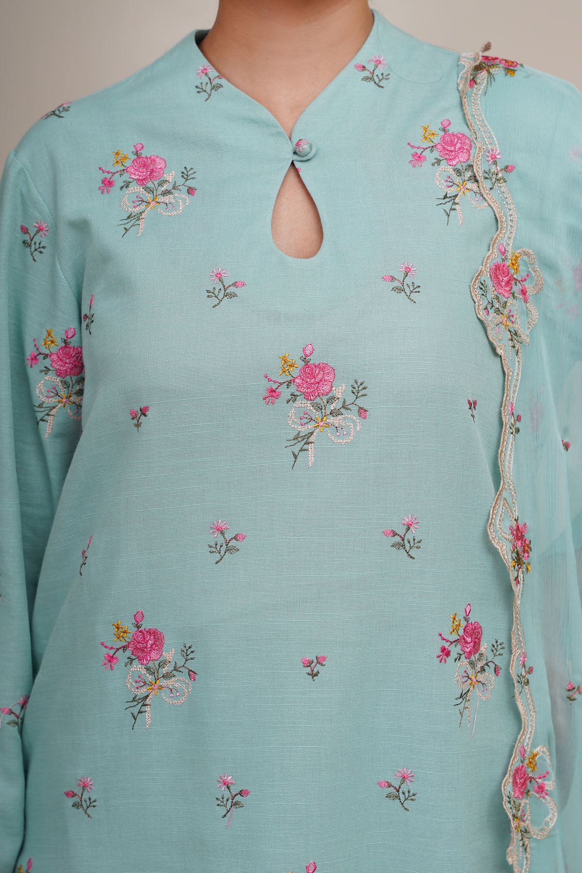 KHADDAR  |  EMBROIDERED
