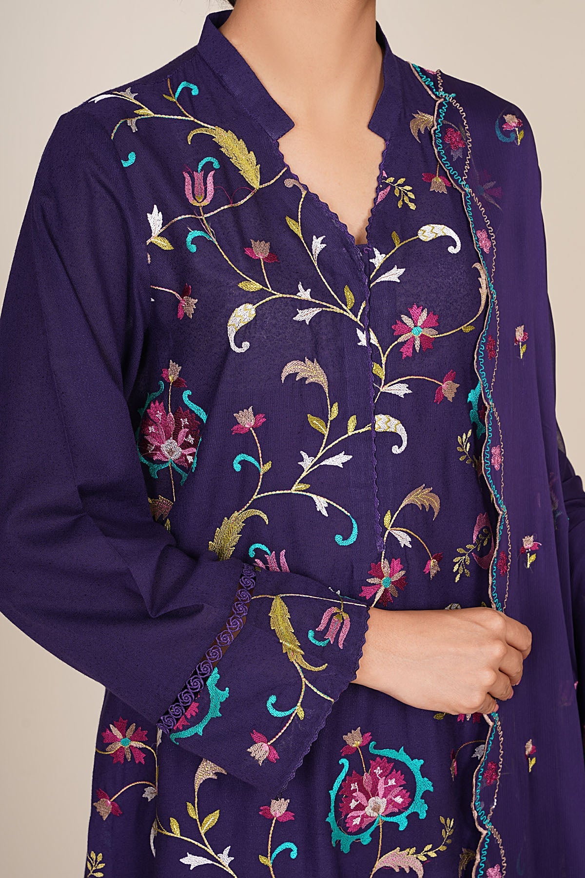 3 Piece - Embroidered Suit - C6393 - Shop Now at Kayseria