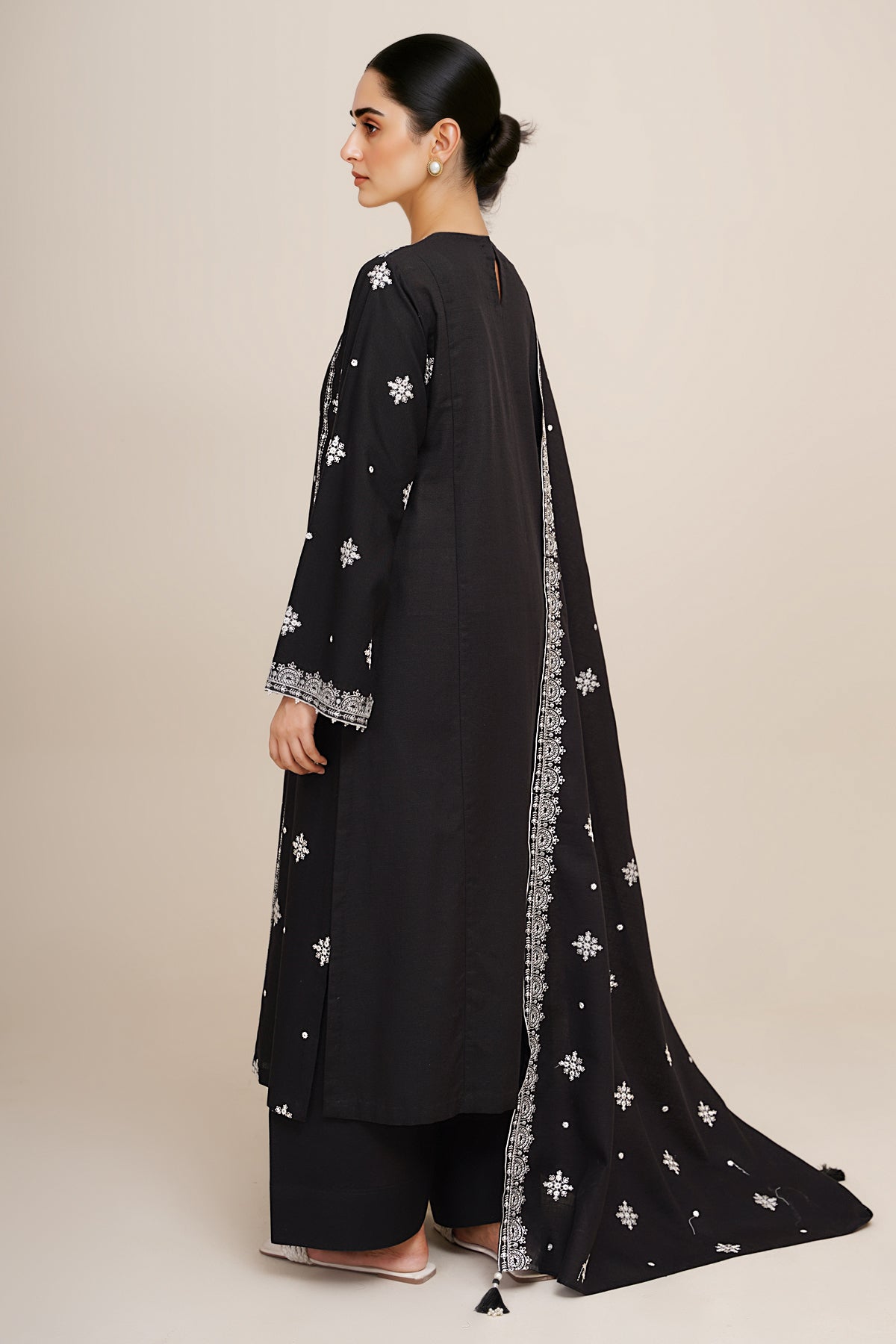 3 Piece - Embroidered Suit - C6406 - Shop Now at Kayseria