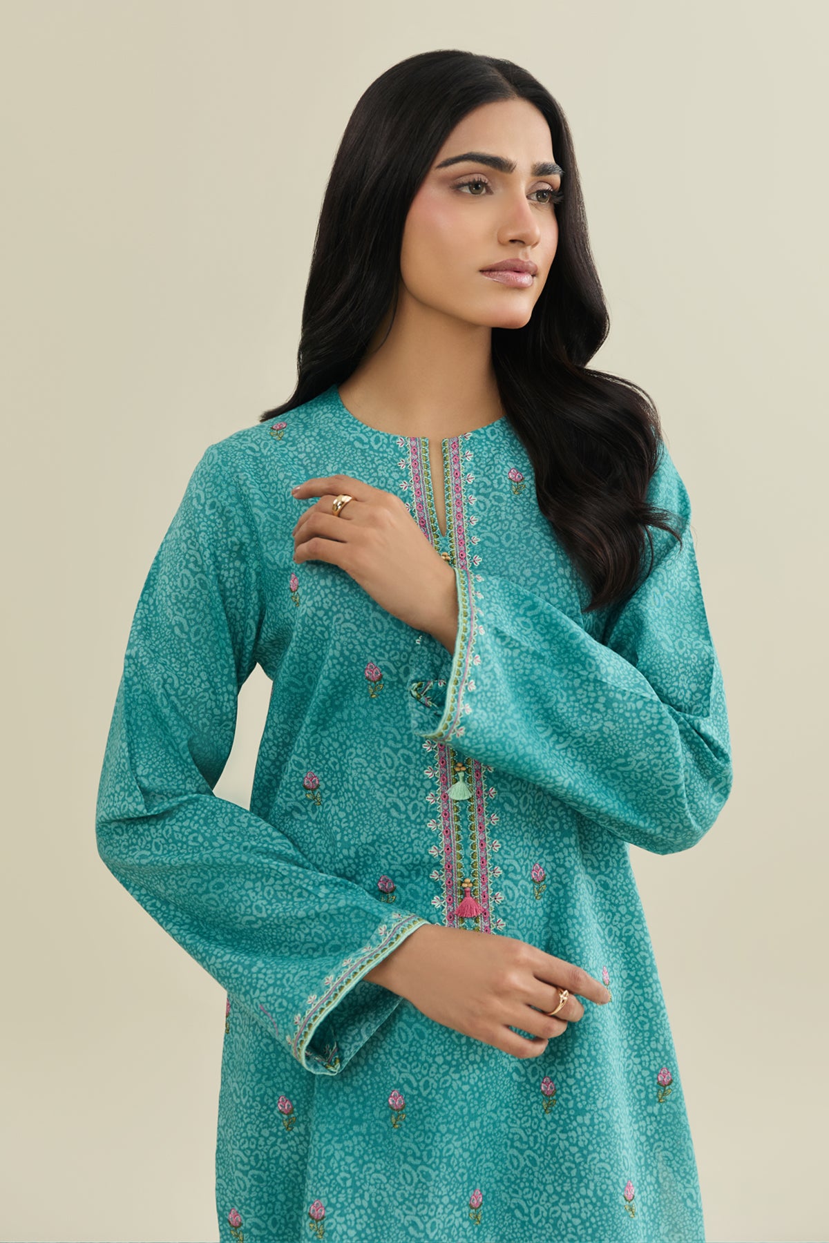 2 Piece - Printed & Embroidered Khaddar Suit - C6411 - Shop Now at Kayseria