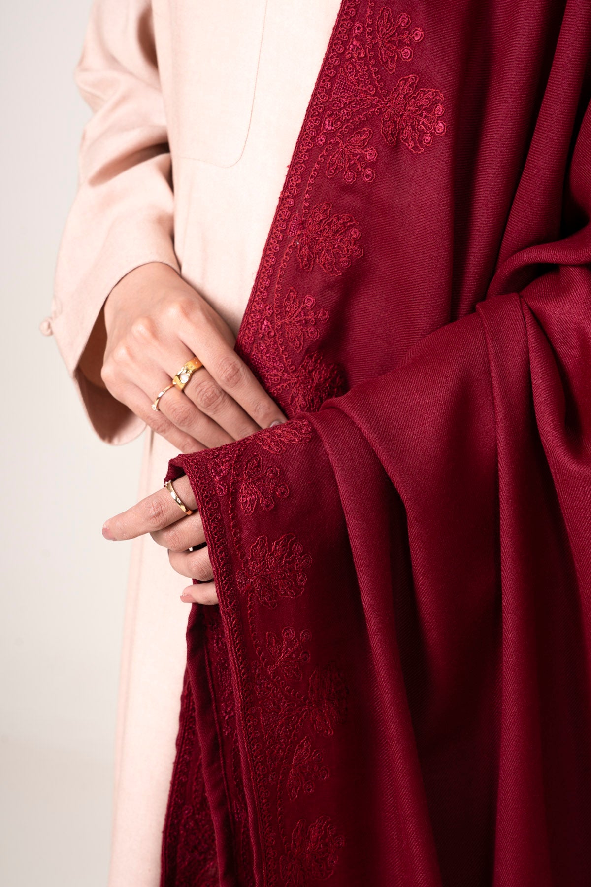 Embroidered Swati Wool Dupatta - C6414 - Shop Now at Kayseria