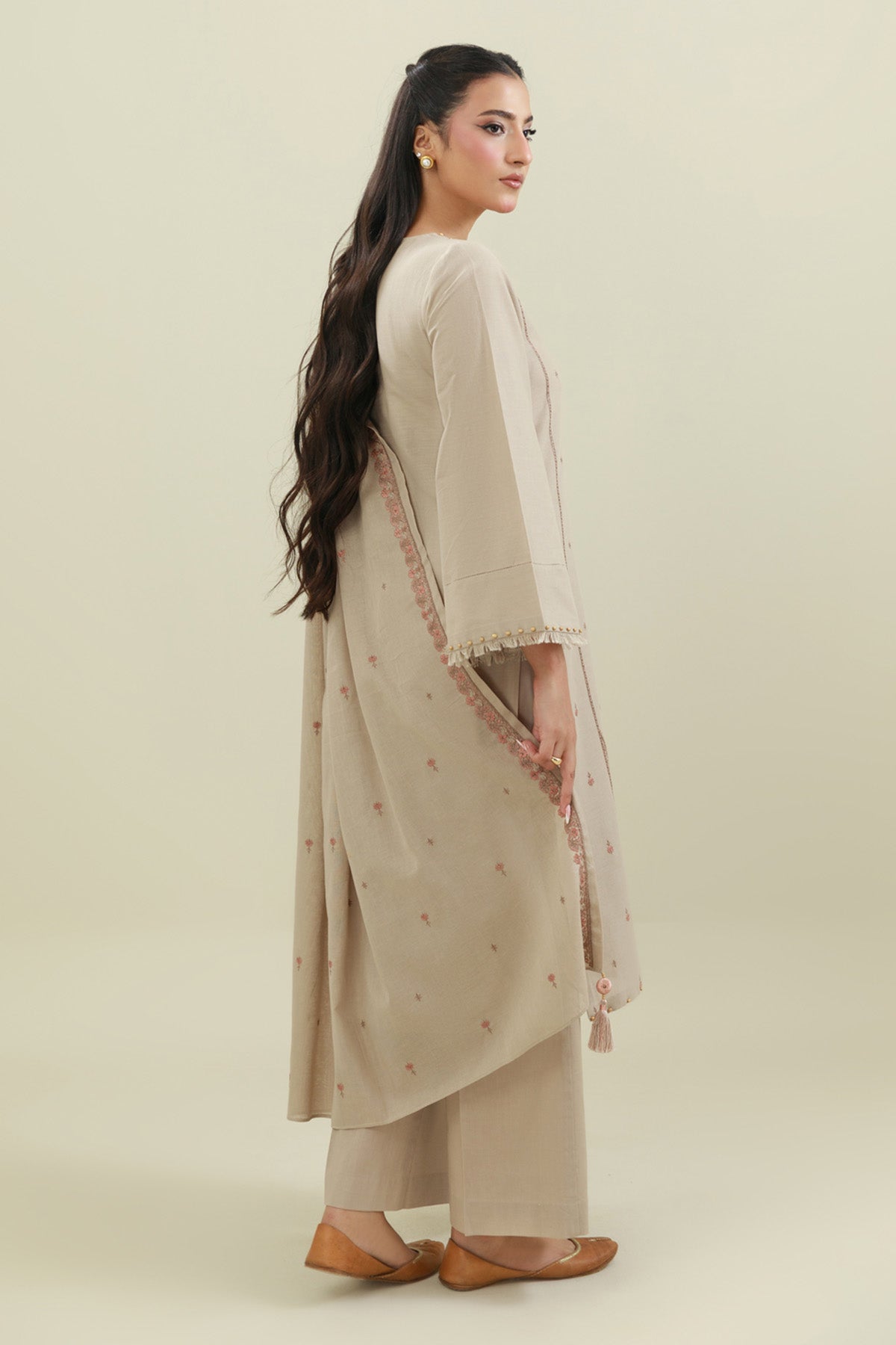 3 Piece - Embroidered Suit - C6436 - Shop Now at Kayseria