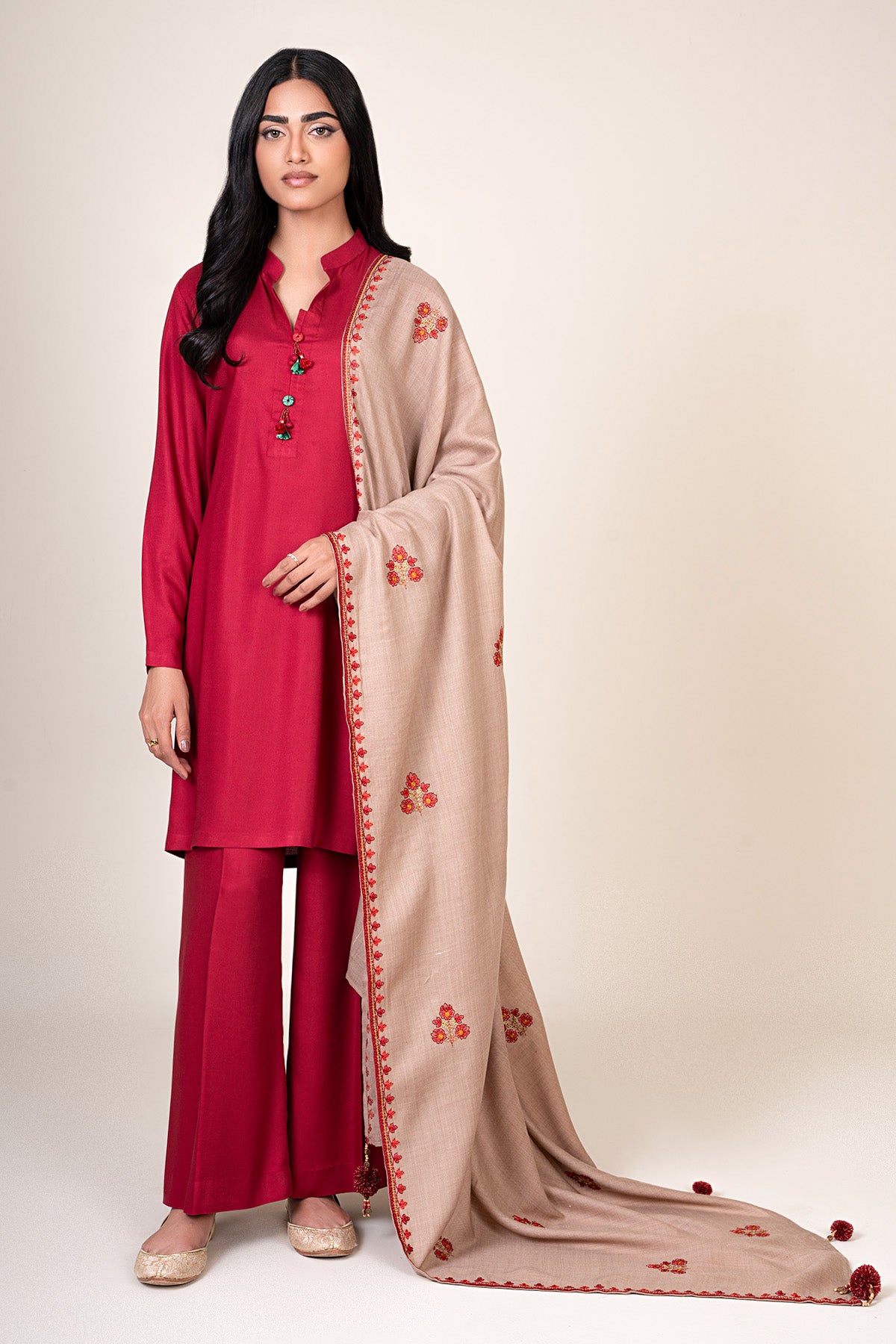 Embroidered Swati Wool Dupatta - C6438 - Shop Now at Kayseria