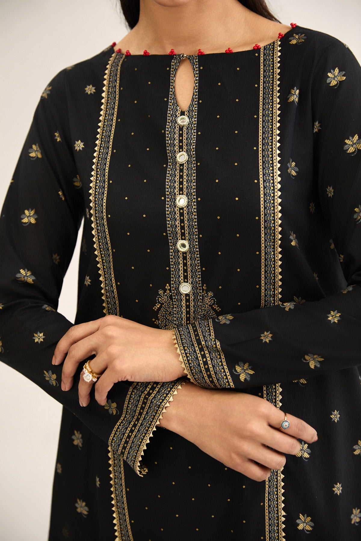 LAWN  |  PRINTED - Shop Now at Kayseria