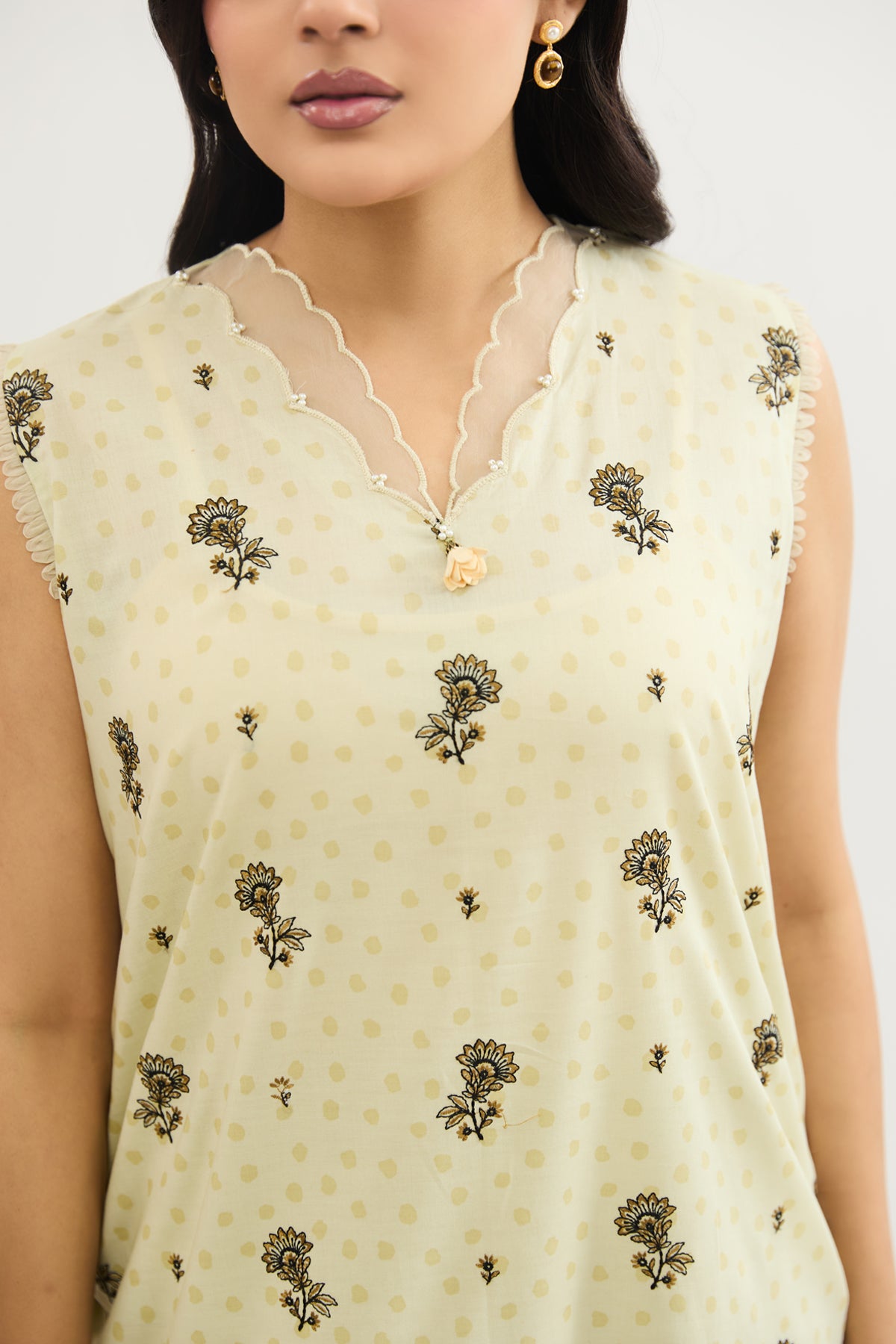 LAWN | EMBROIDERED - Shop Now at Kayseria