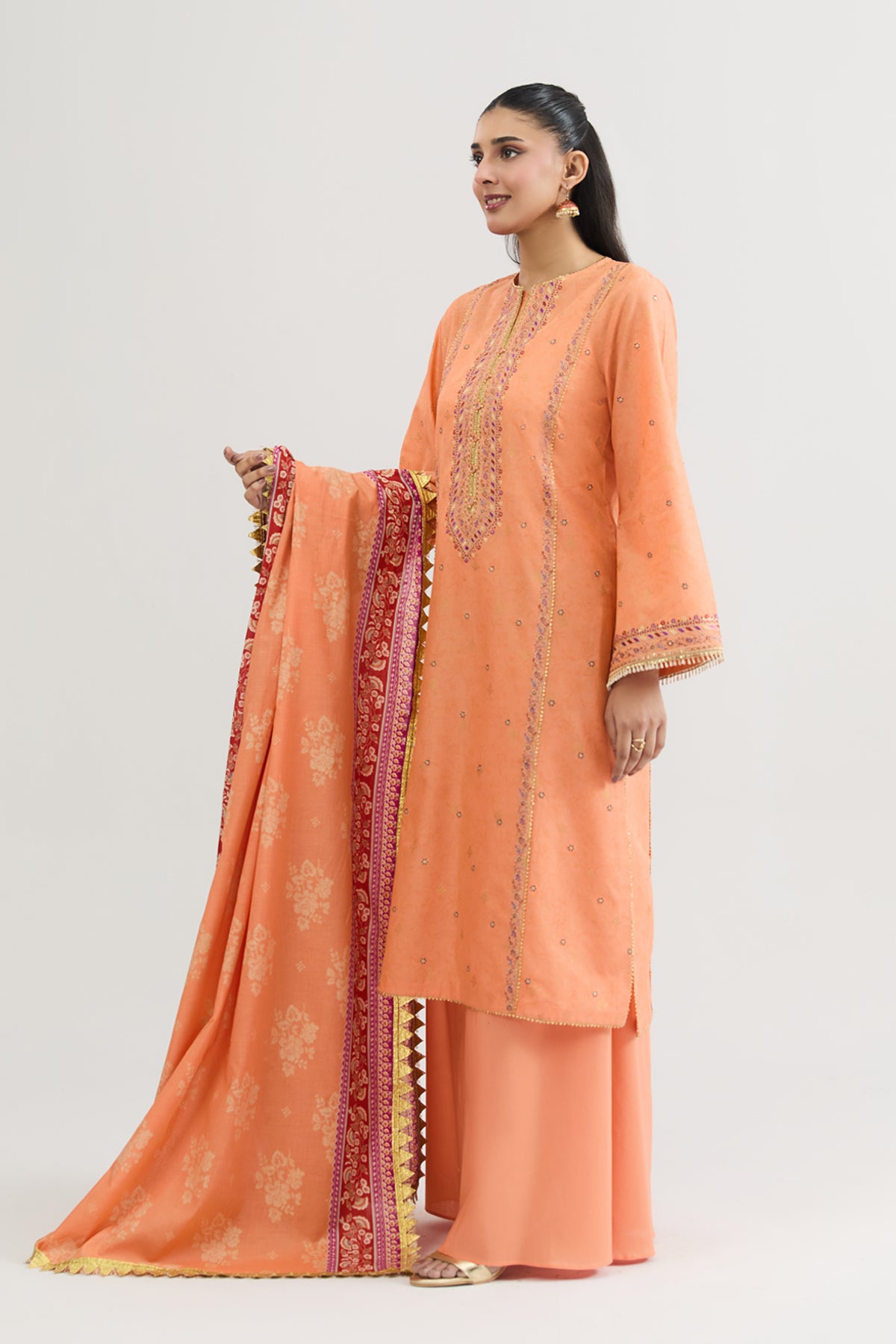 LAWN | EMBROIDERED - Shop Now at Kayseria