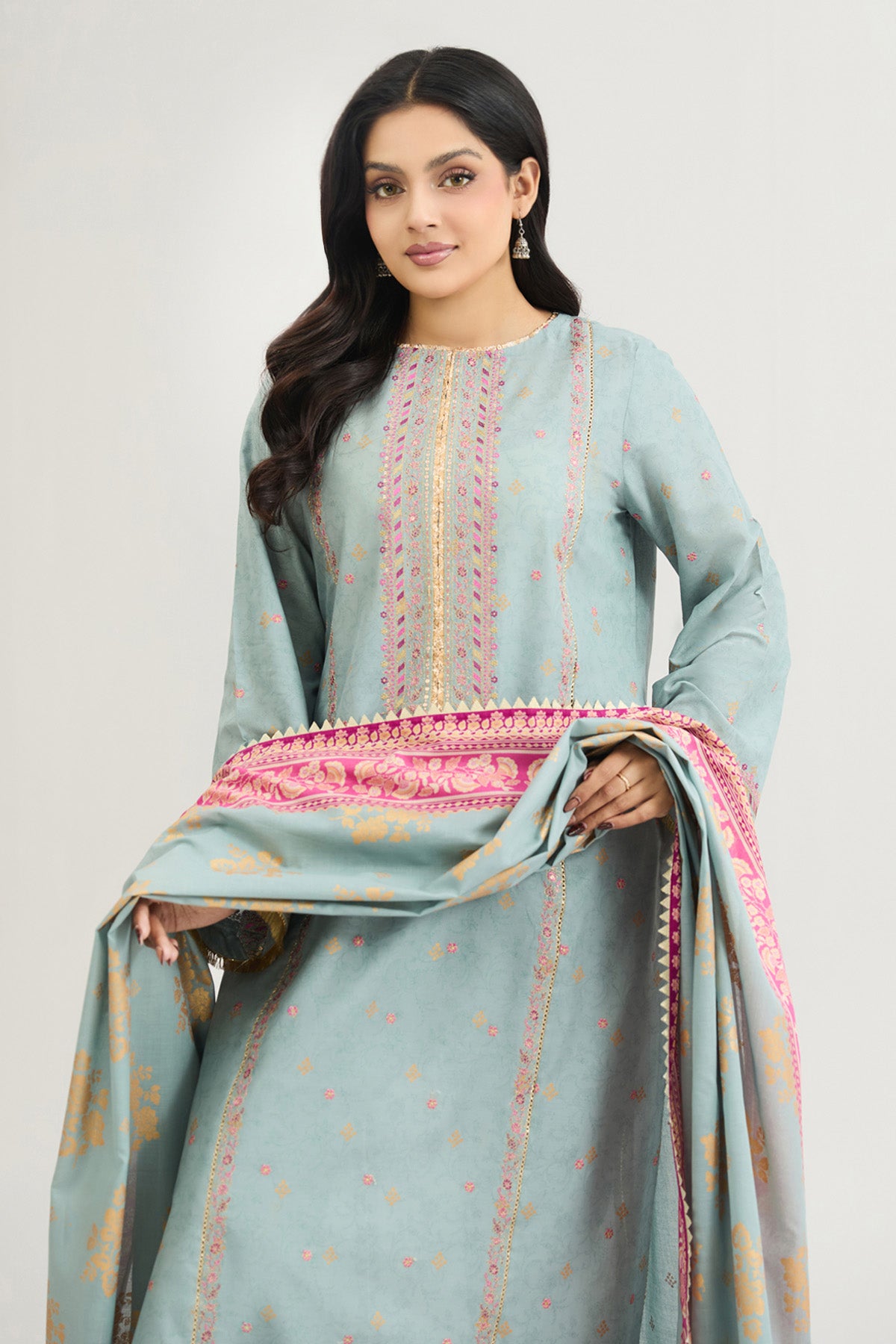 LAWN | EMBROIDERED - Shop Now at Kayseria