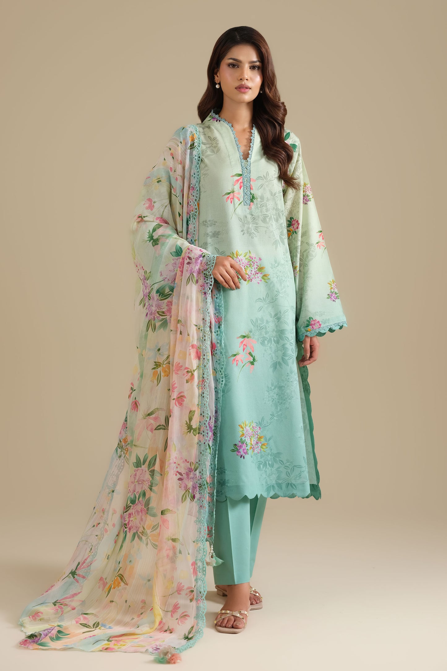 LAWN | EMBROIDERED