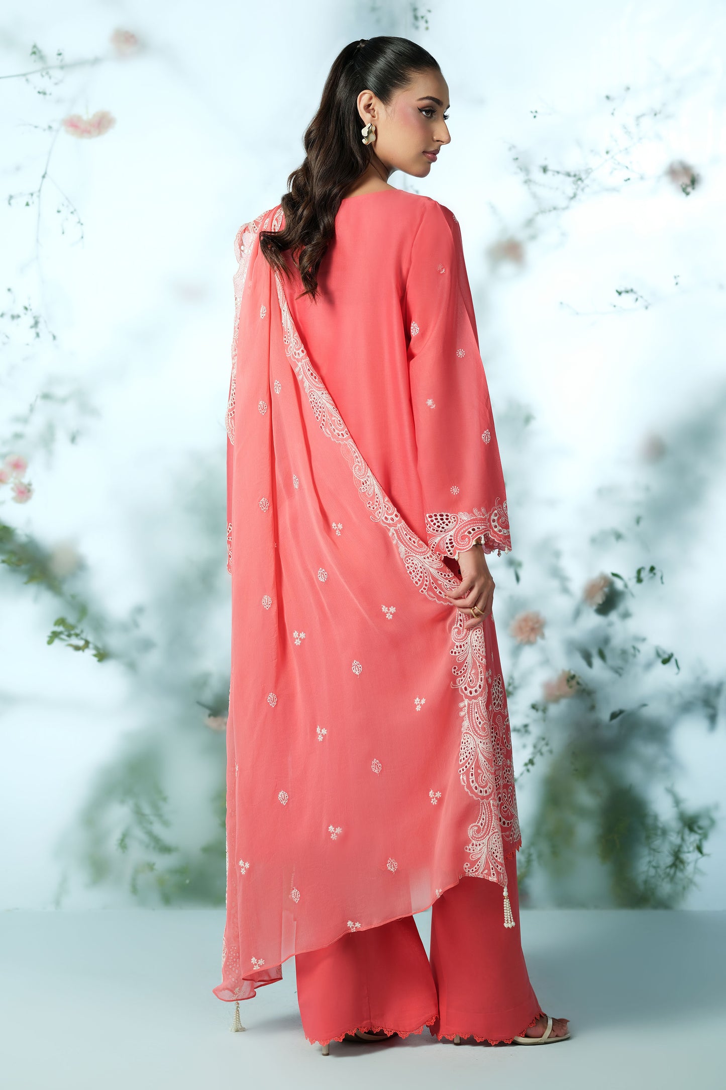 LAWN | EMBROIDERED
