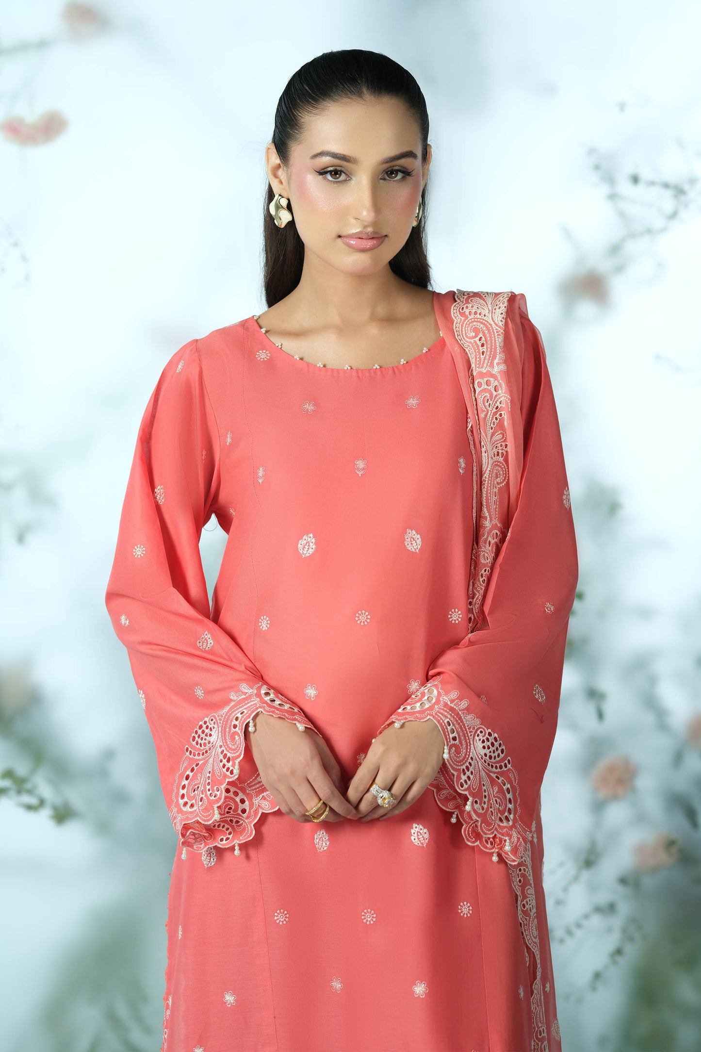 LAWN | EMBROIDERED