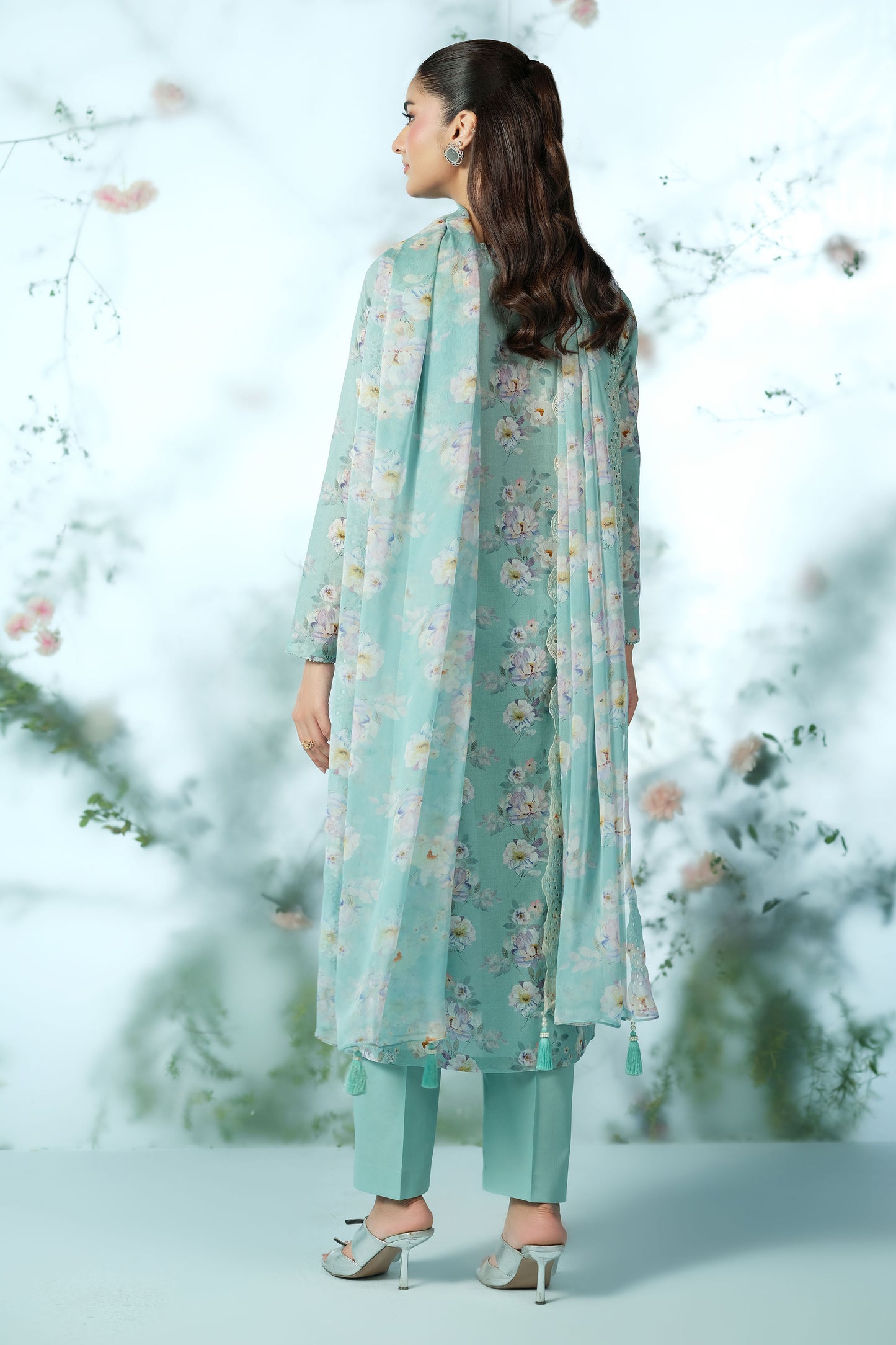 LAWN | EMBROIDERED