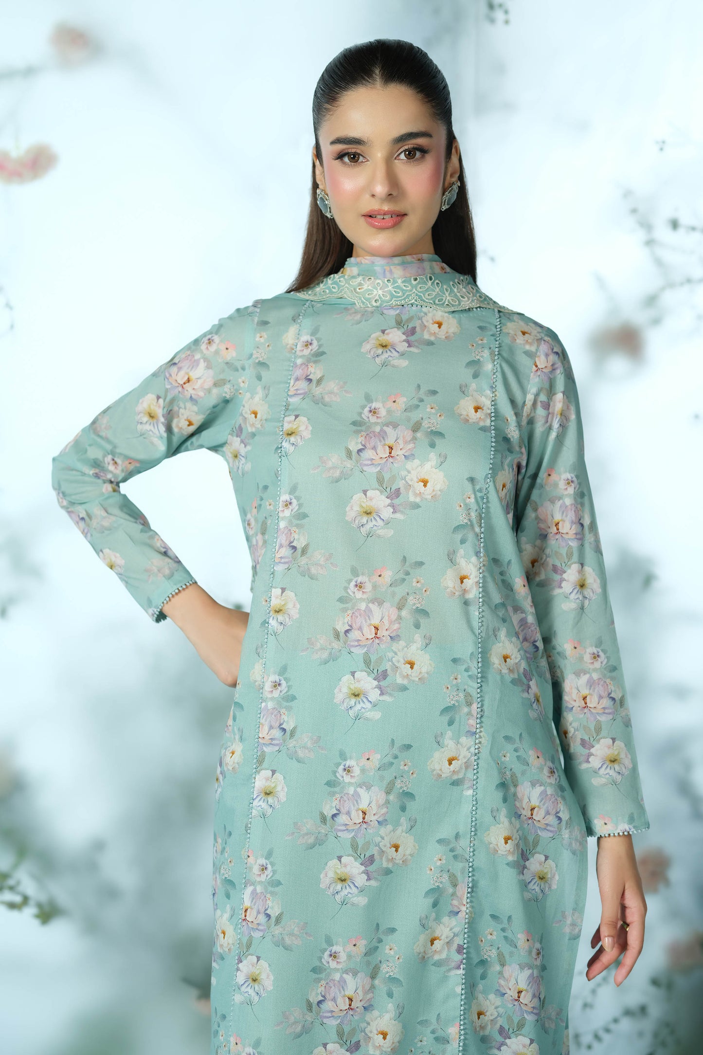 LAWN | EMBROIDERED