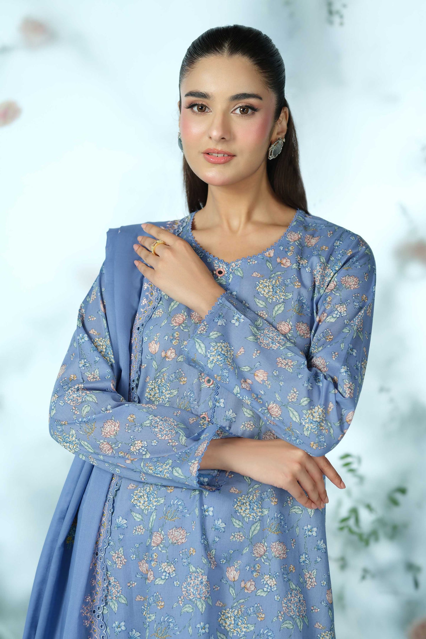 LAWN | EMBROIDERED