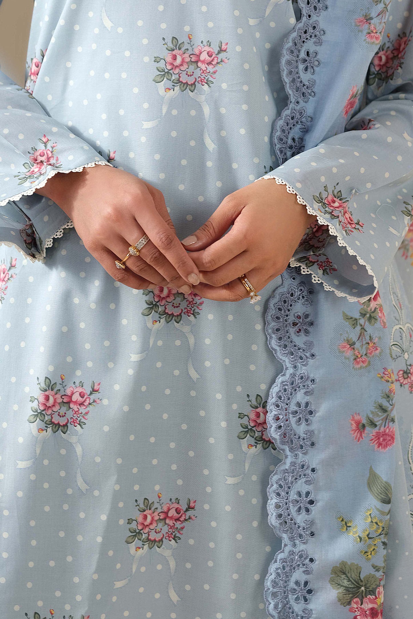 LAWN | EMBROIDERED