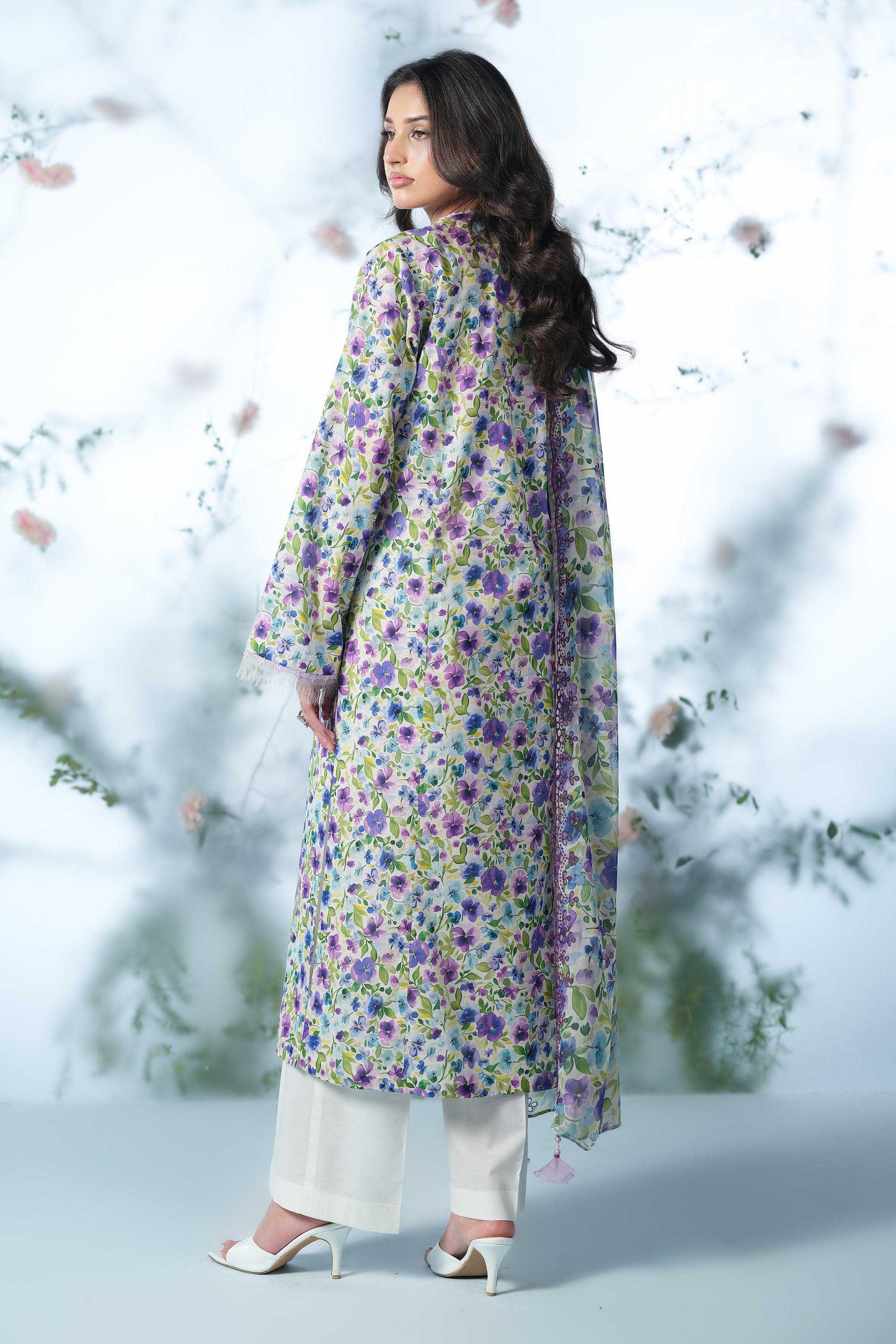 LAWN | EMBROIDERED