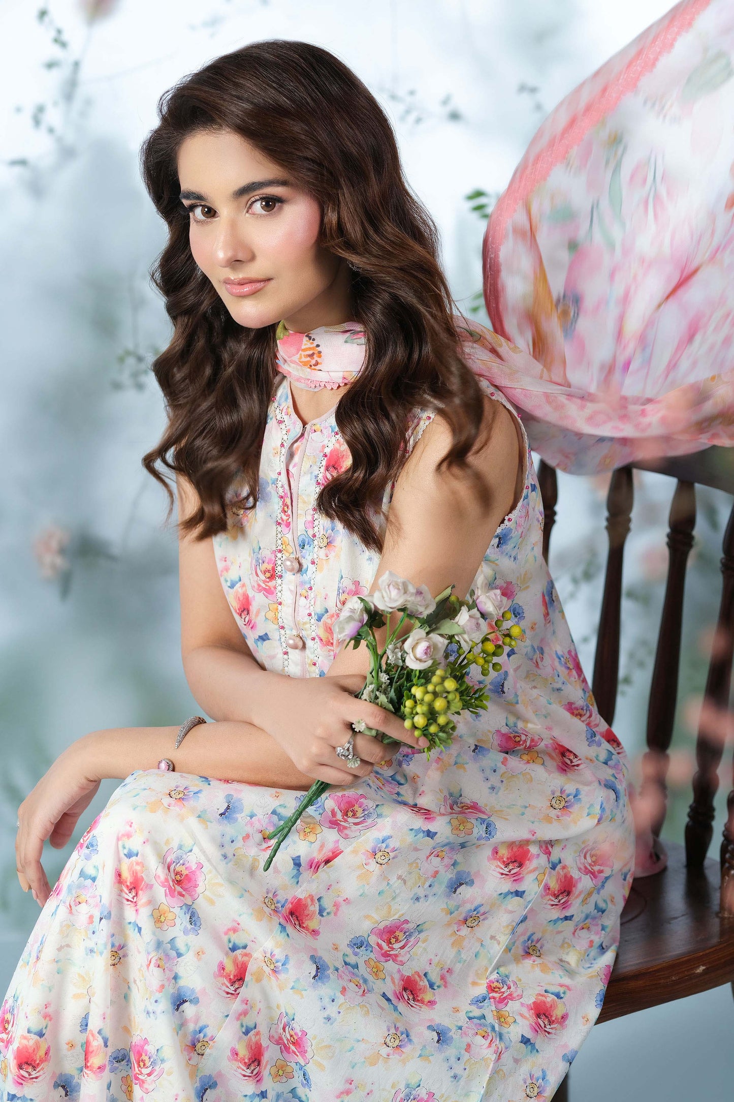 LAWN | EMBROIDERED