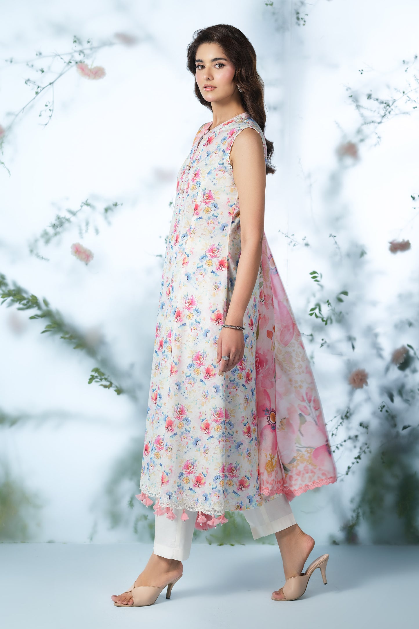 LAWN | EMBROIDERED