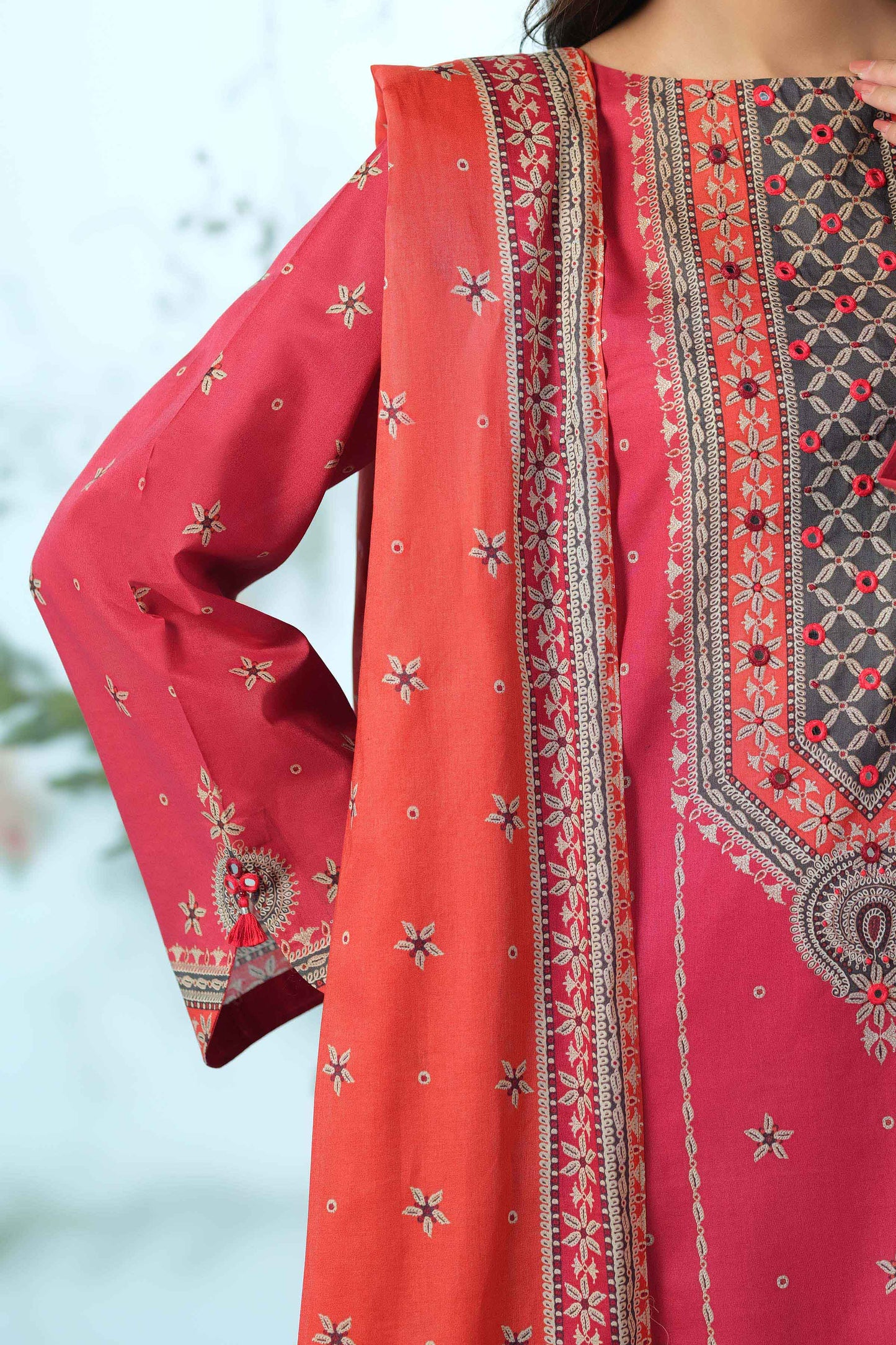 LAWN | PRINTED