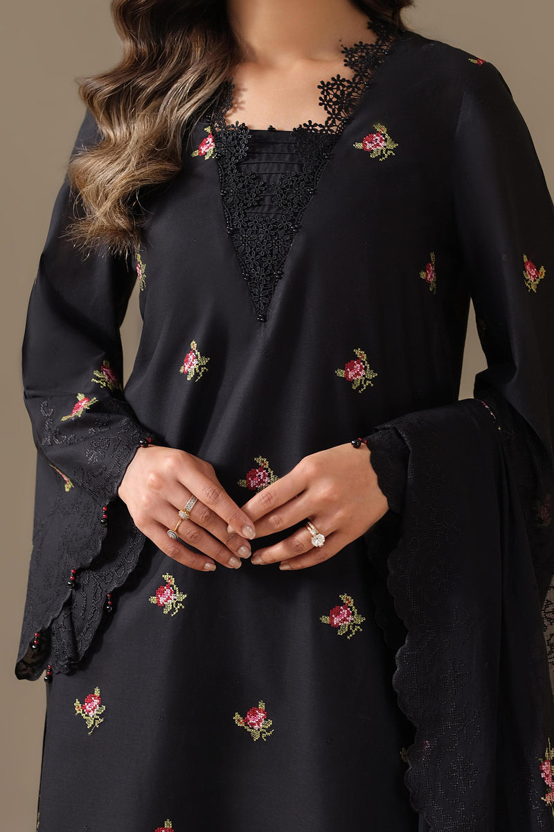LAWN | EMBROIDERED