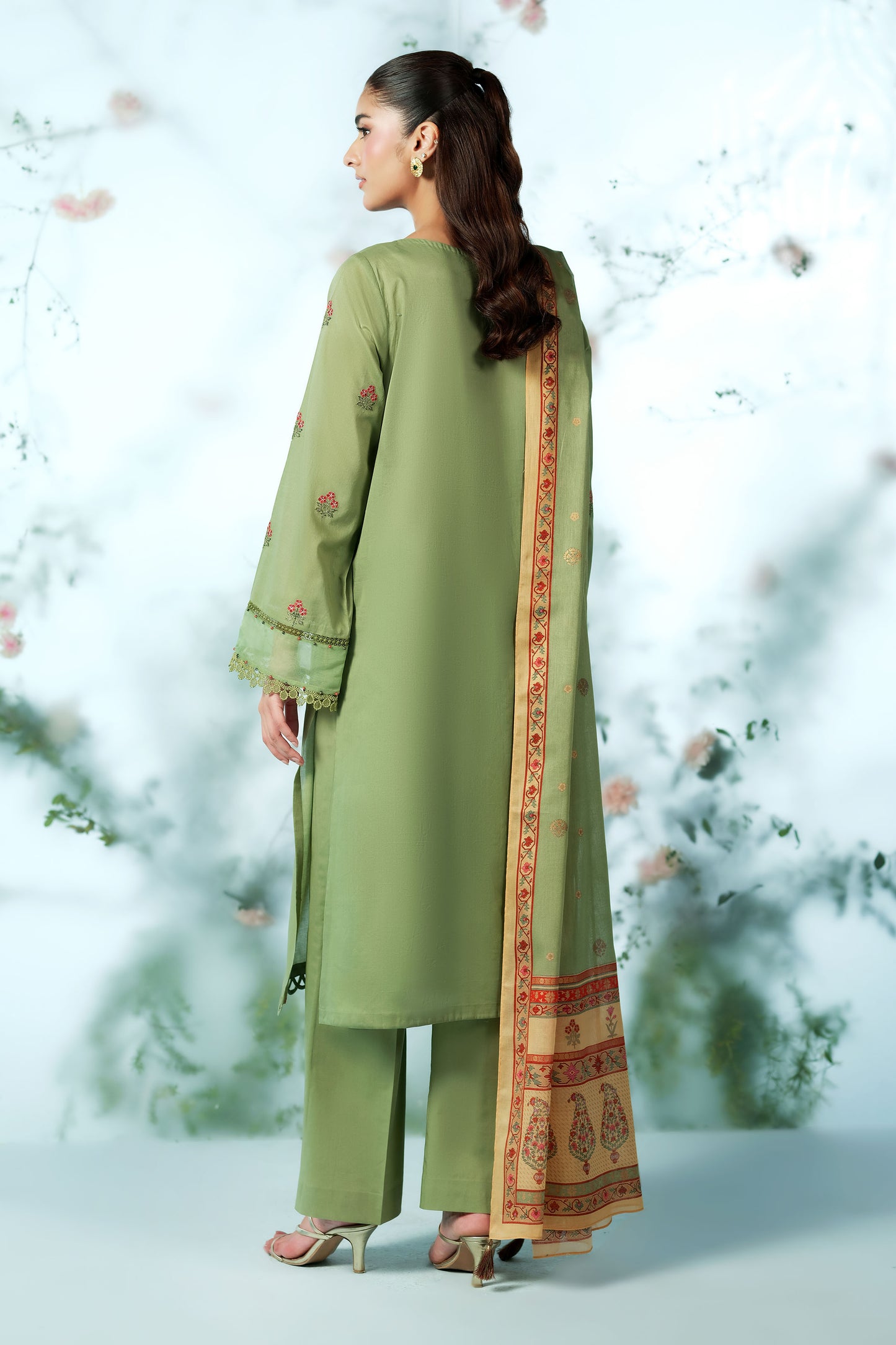 LAWN | EMBROIDERED