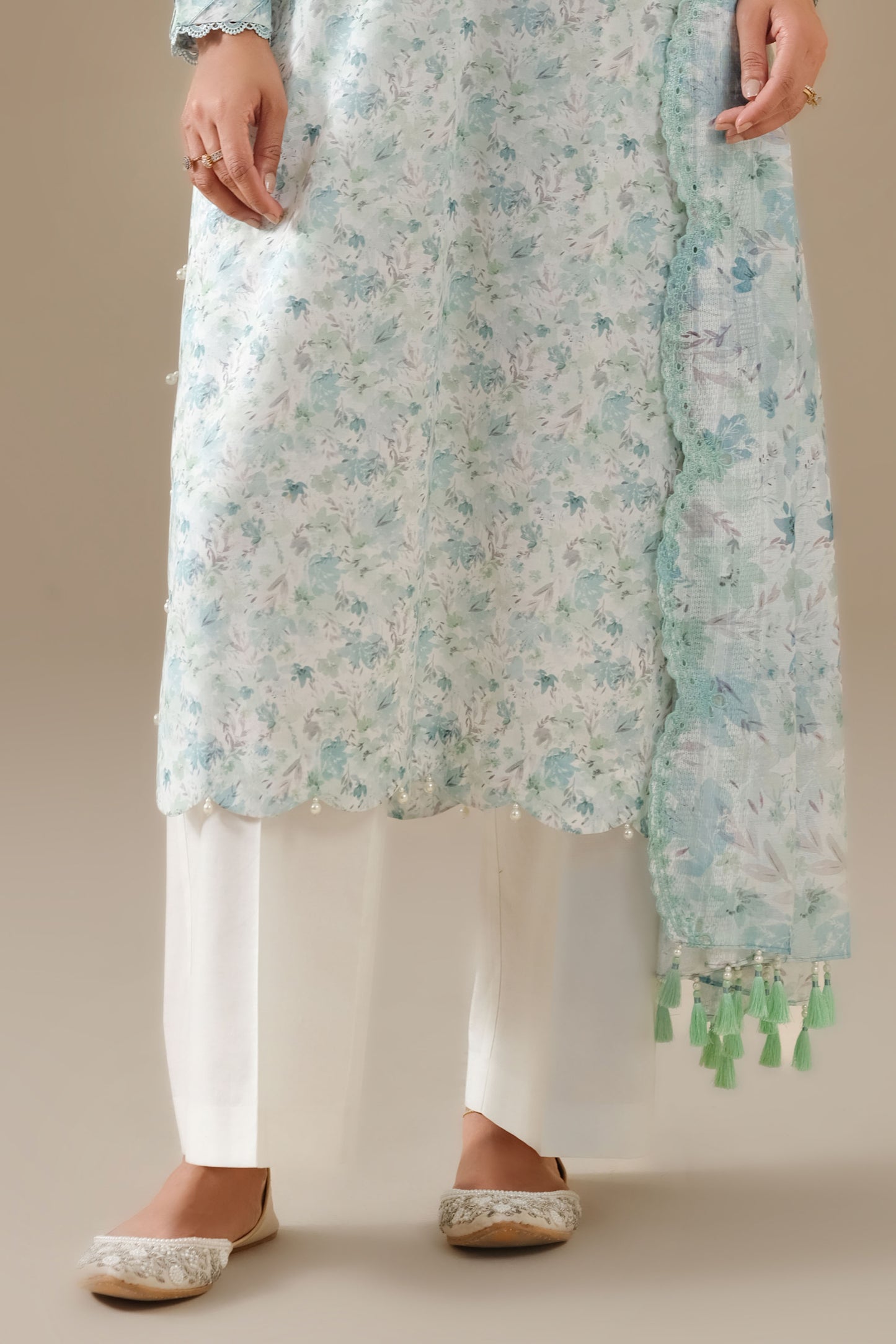 LAWN | EMBROIDERED
