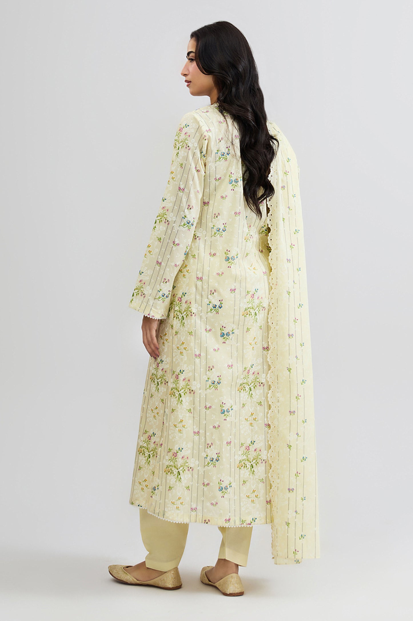 LAWN | EMBROIDERED