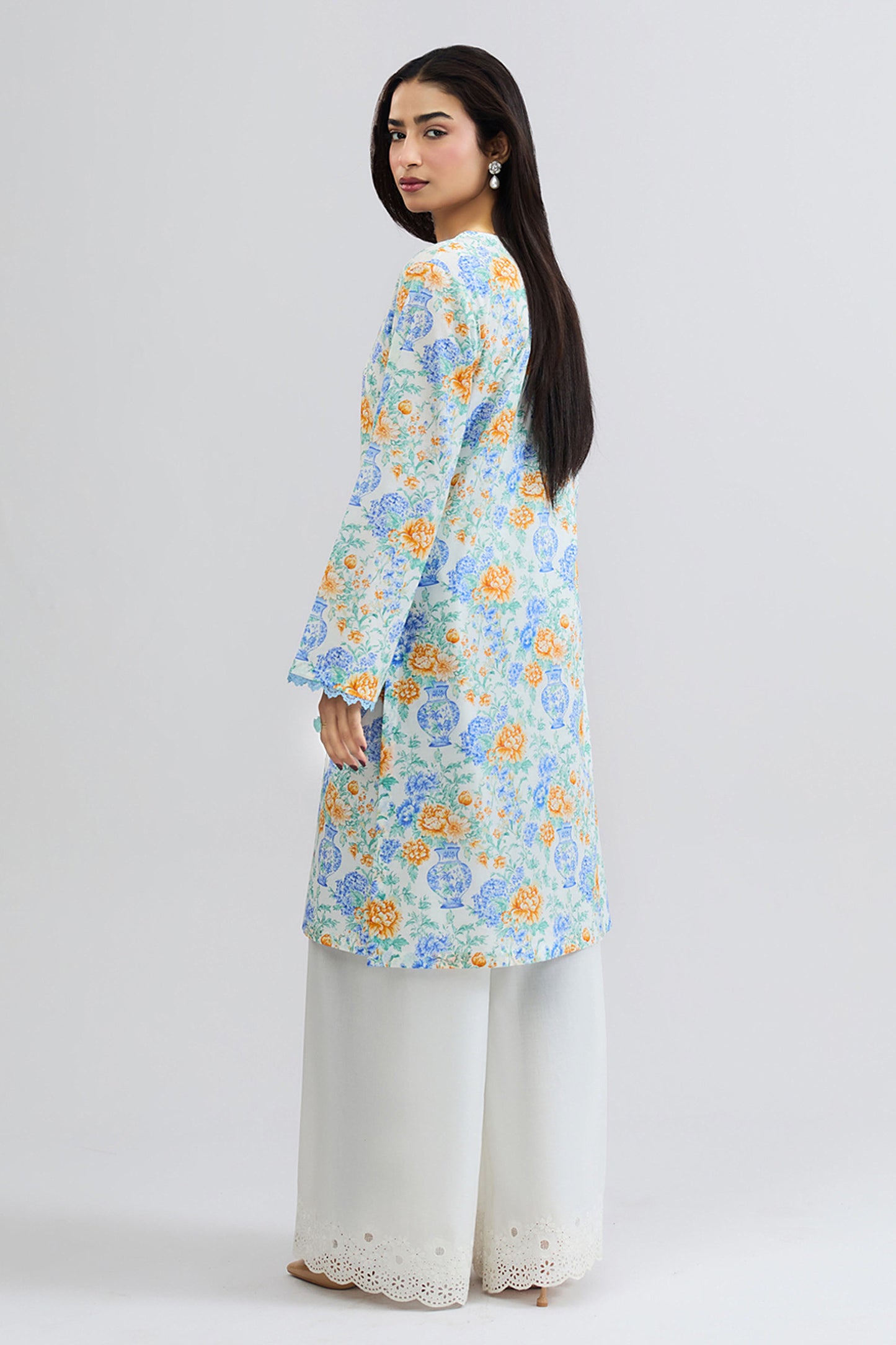 LAWN | EMBROIDERED