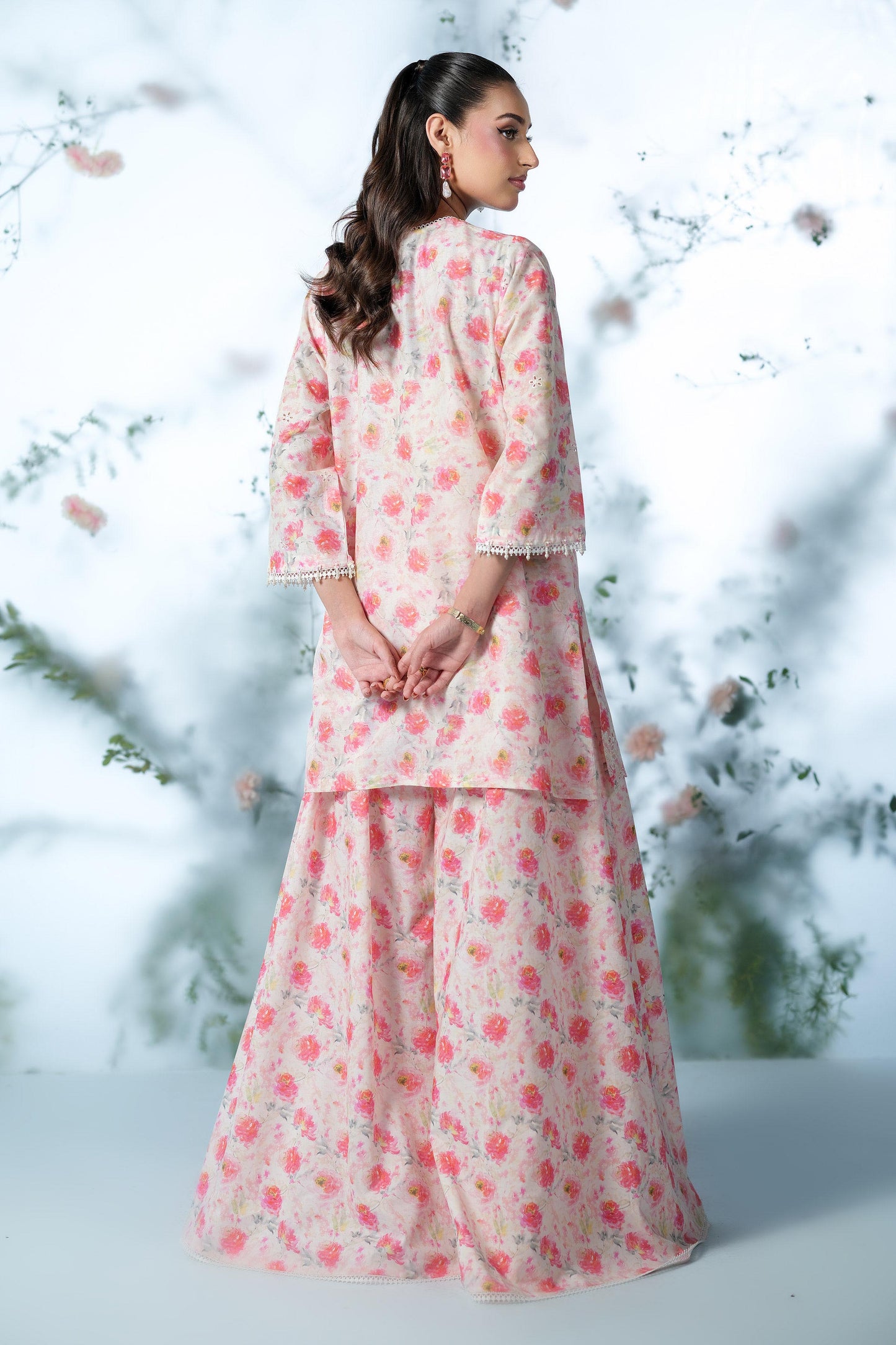 LAWN | EMBROIDERED