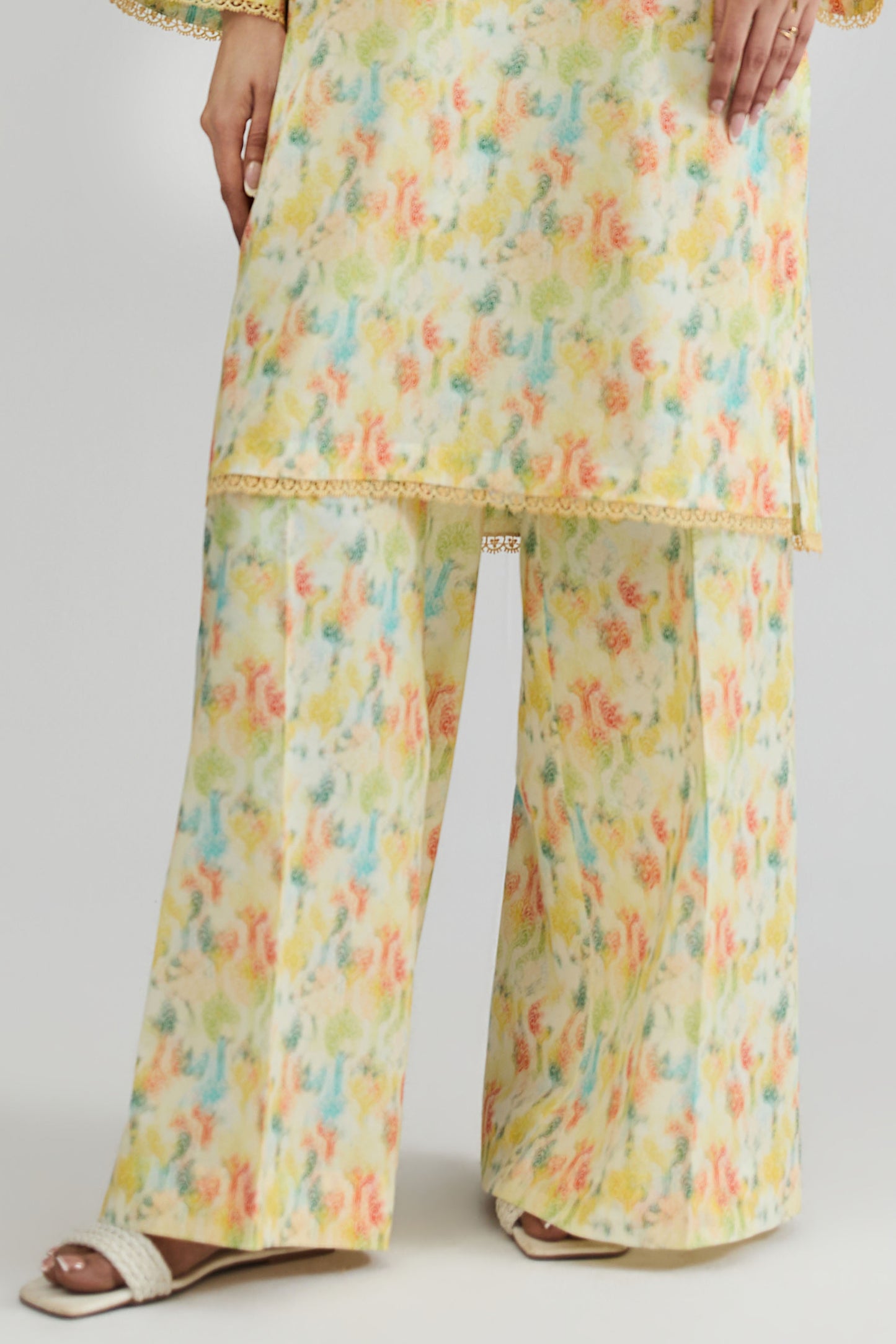 LAWN | PRINTED