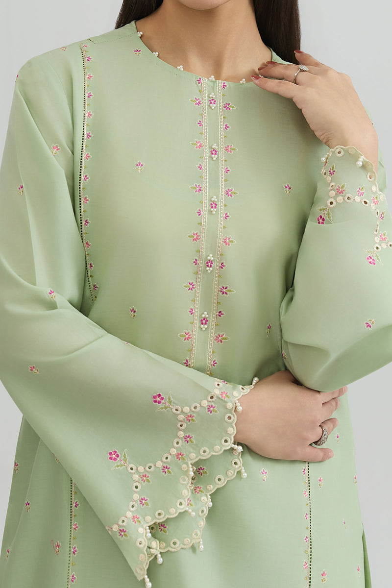 LAWN | EMBROIDERED