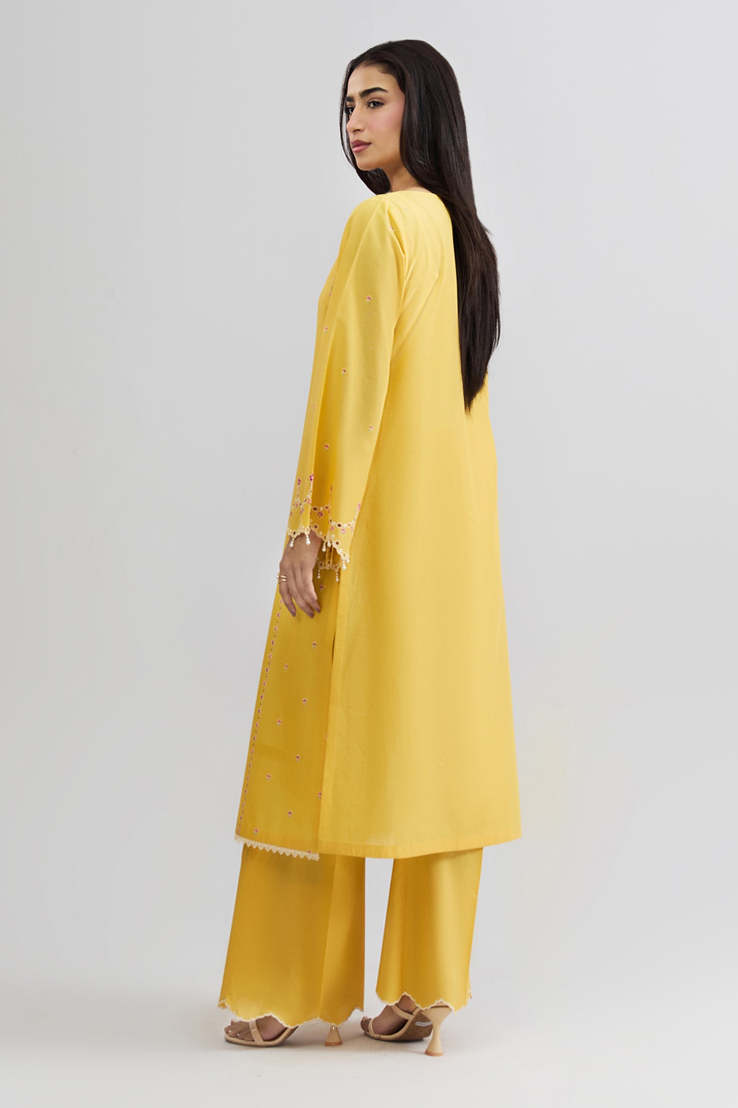 LAWN | EMBROIDERED