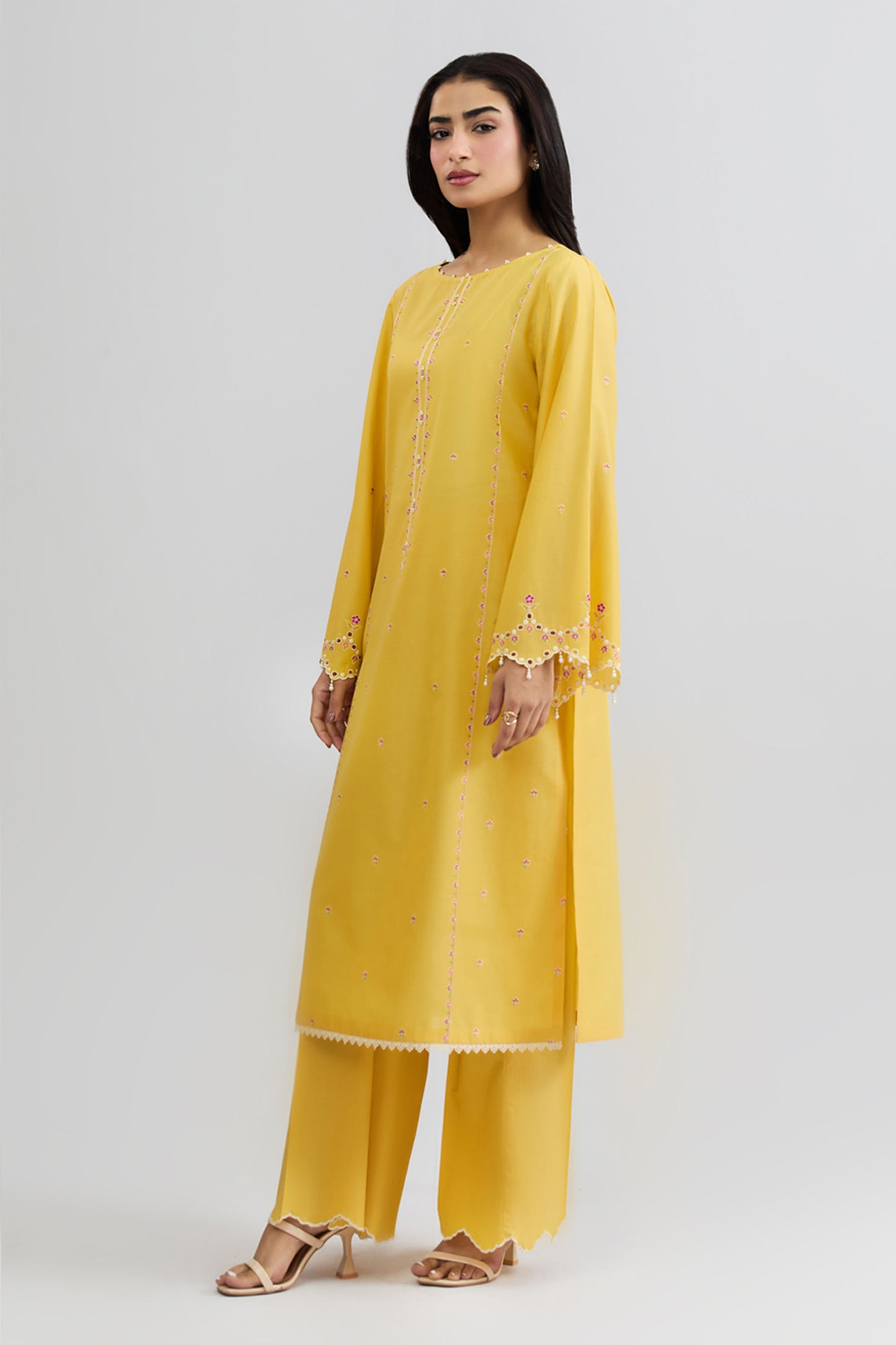 LAWN | EMBROIDERED