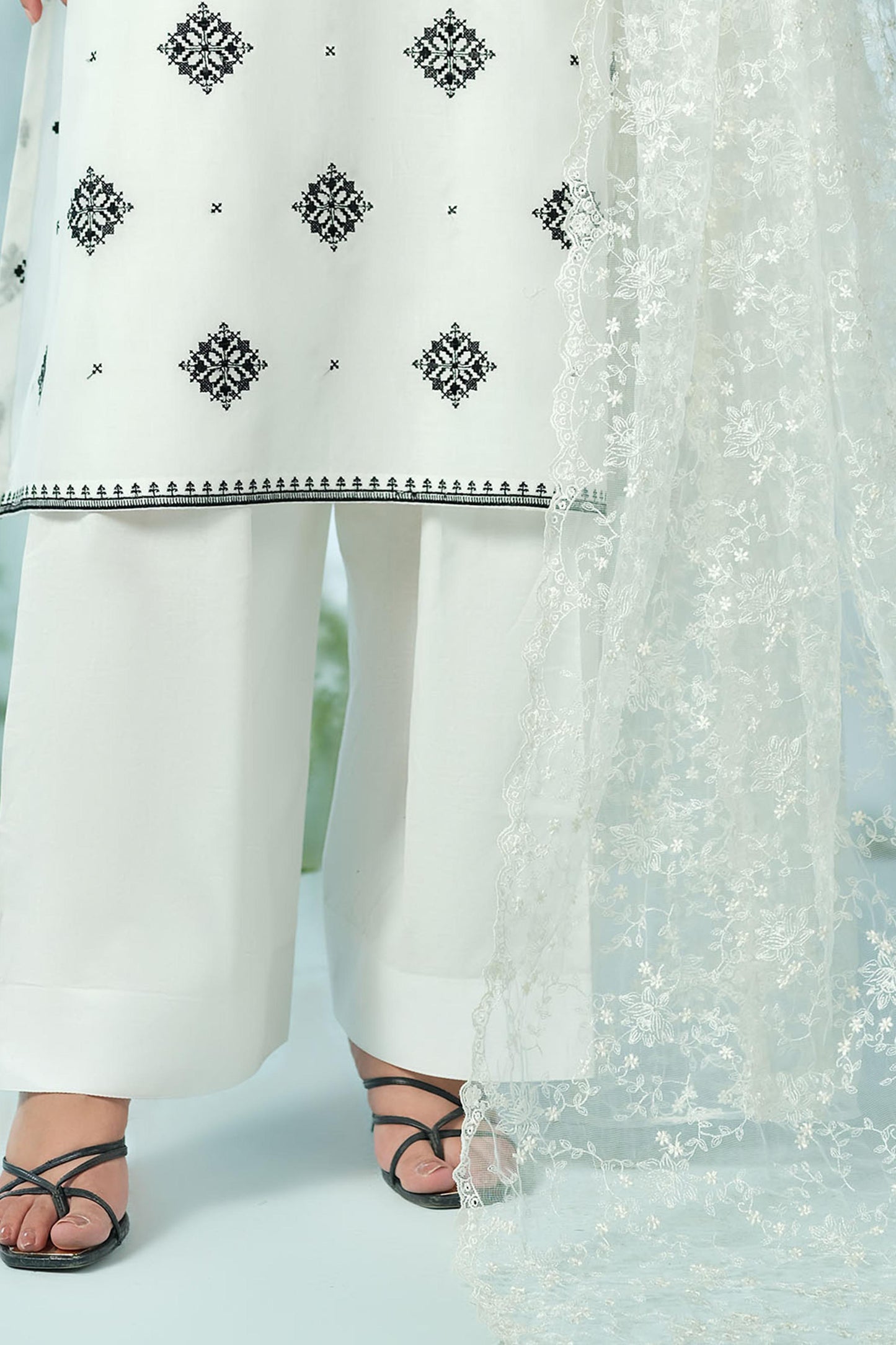 POLY NET | EMBROIDERED