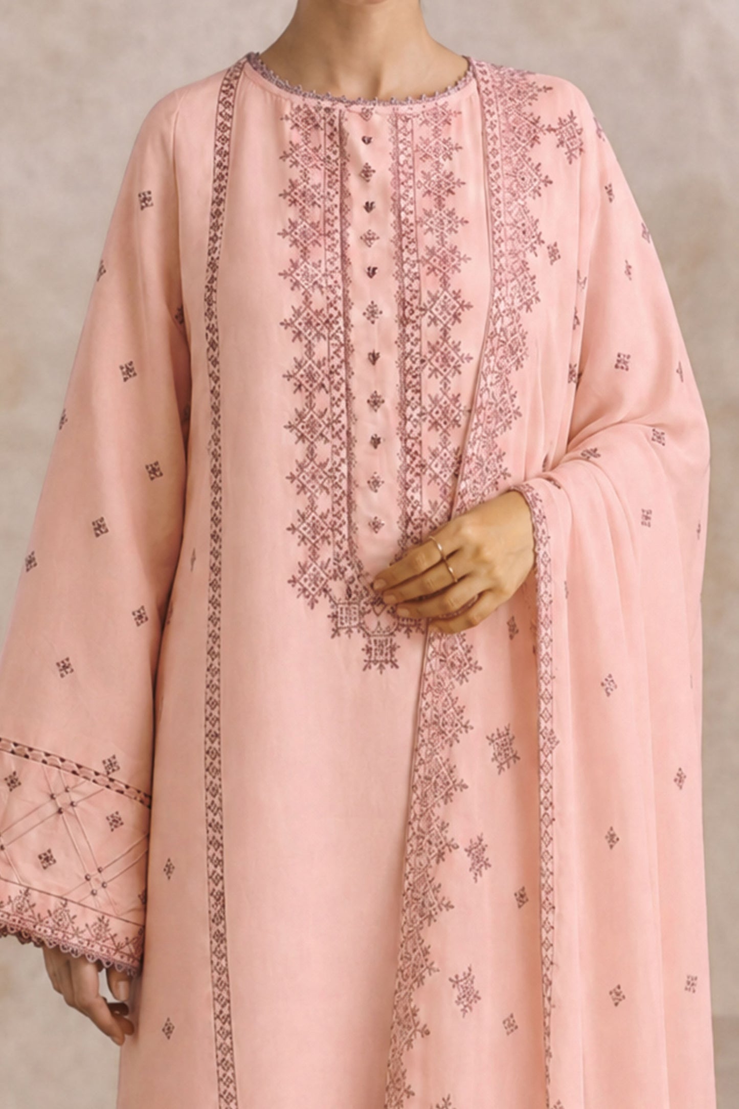 LAWN | EMBROIDERED
