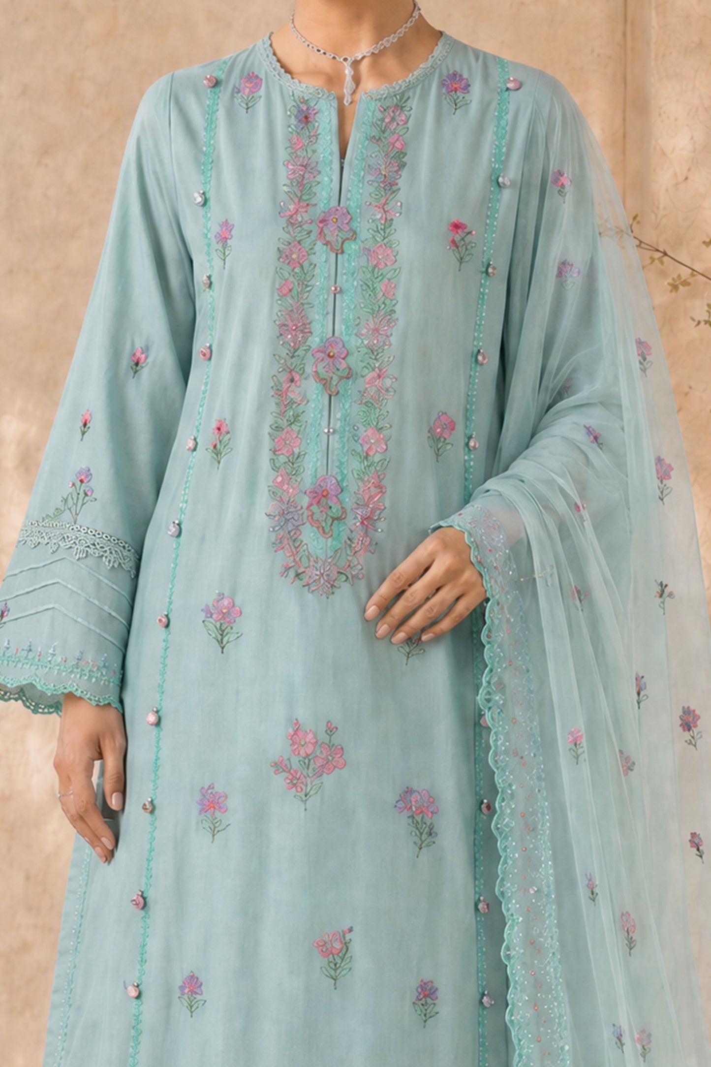 LAWN | EMBROIDERED