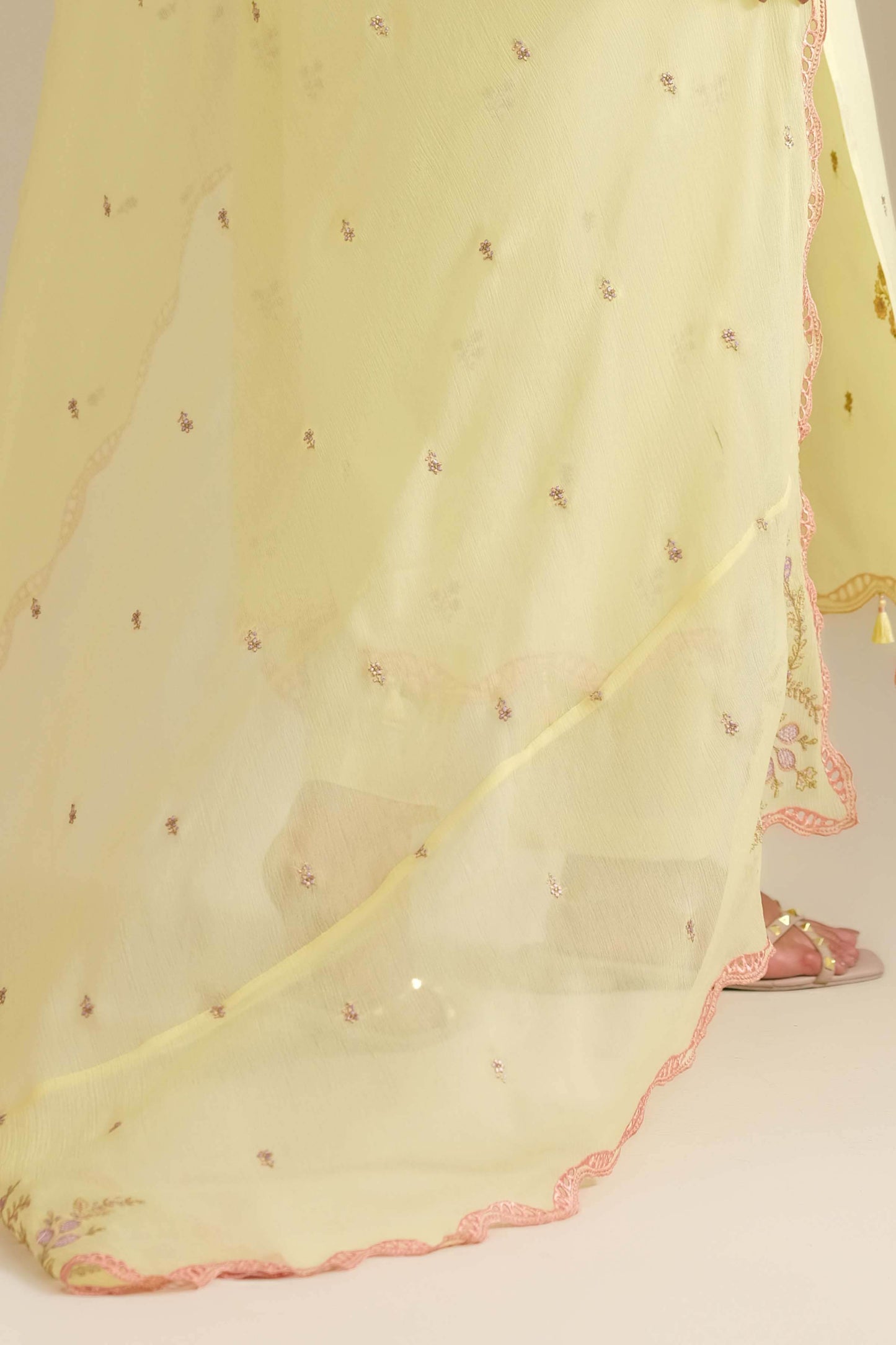 LAWN | EMBROIDERED