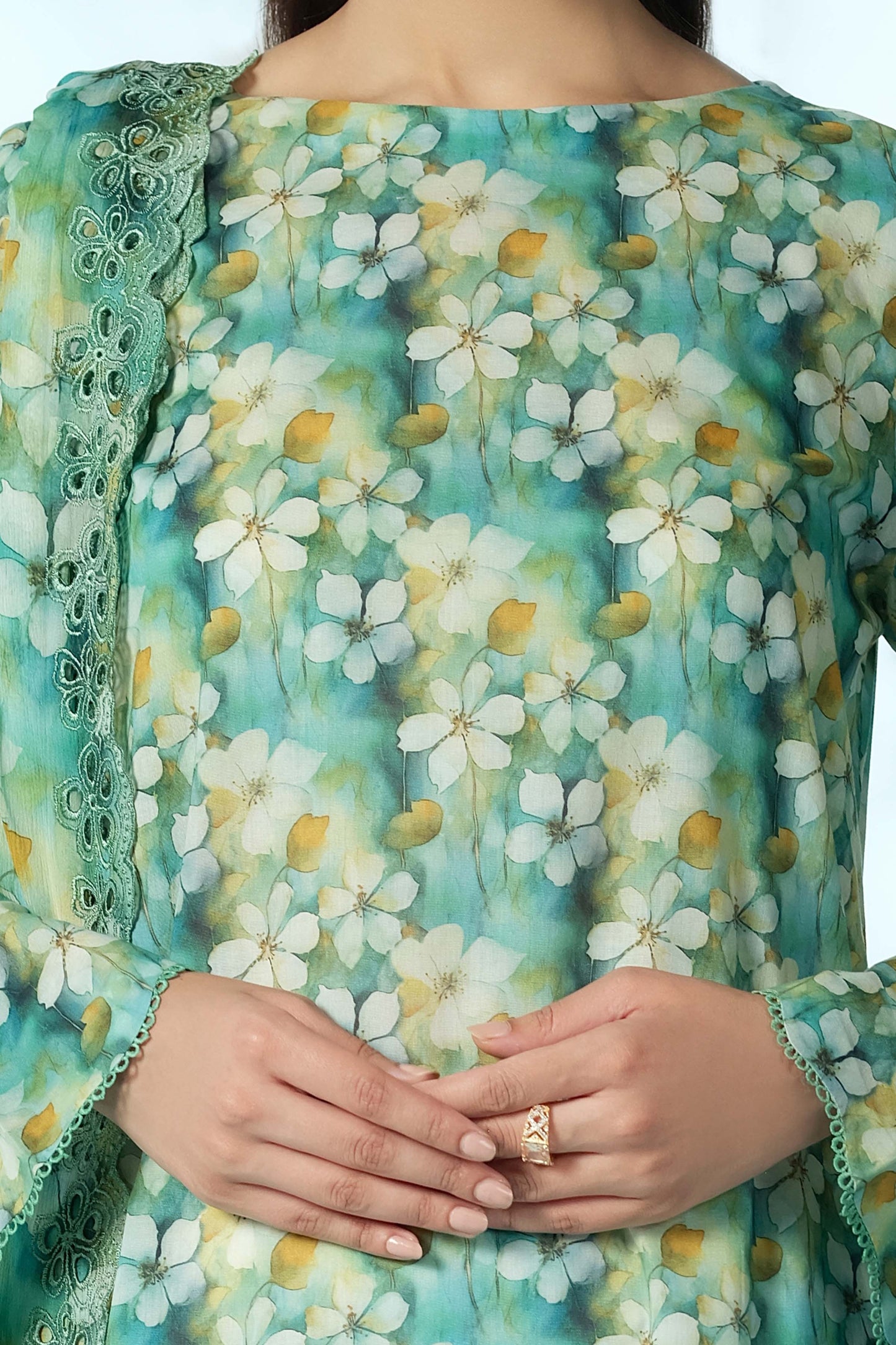 LAWN | EMBROIDERED