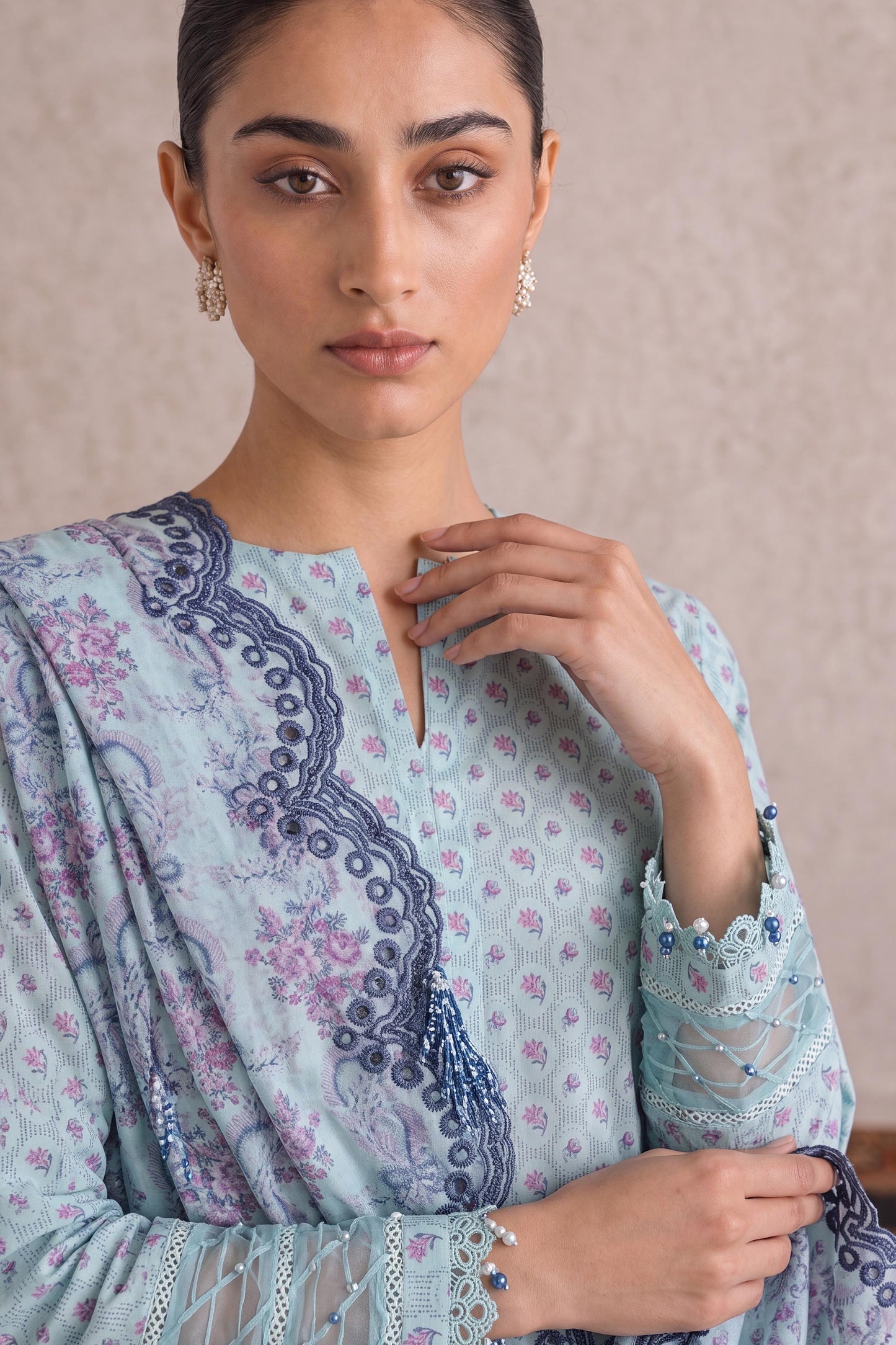 LAWN | EMBROIDERED