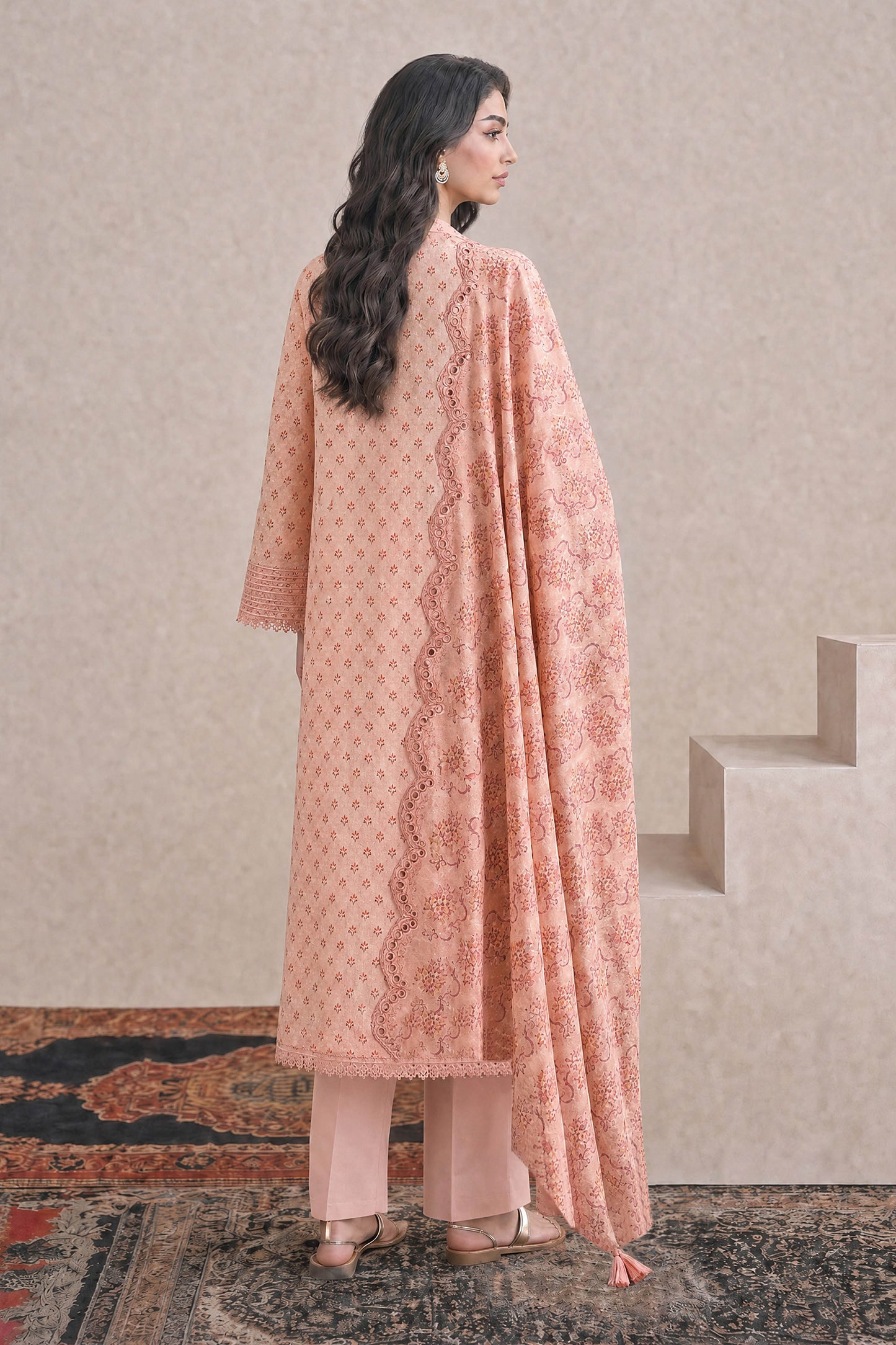 LAWN | EMBROIDERED