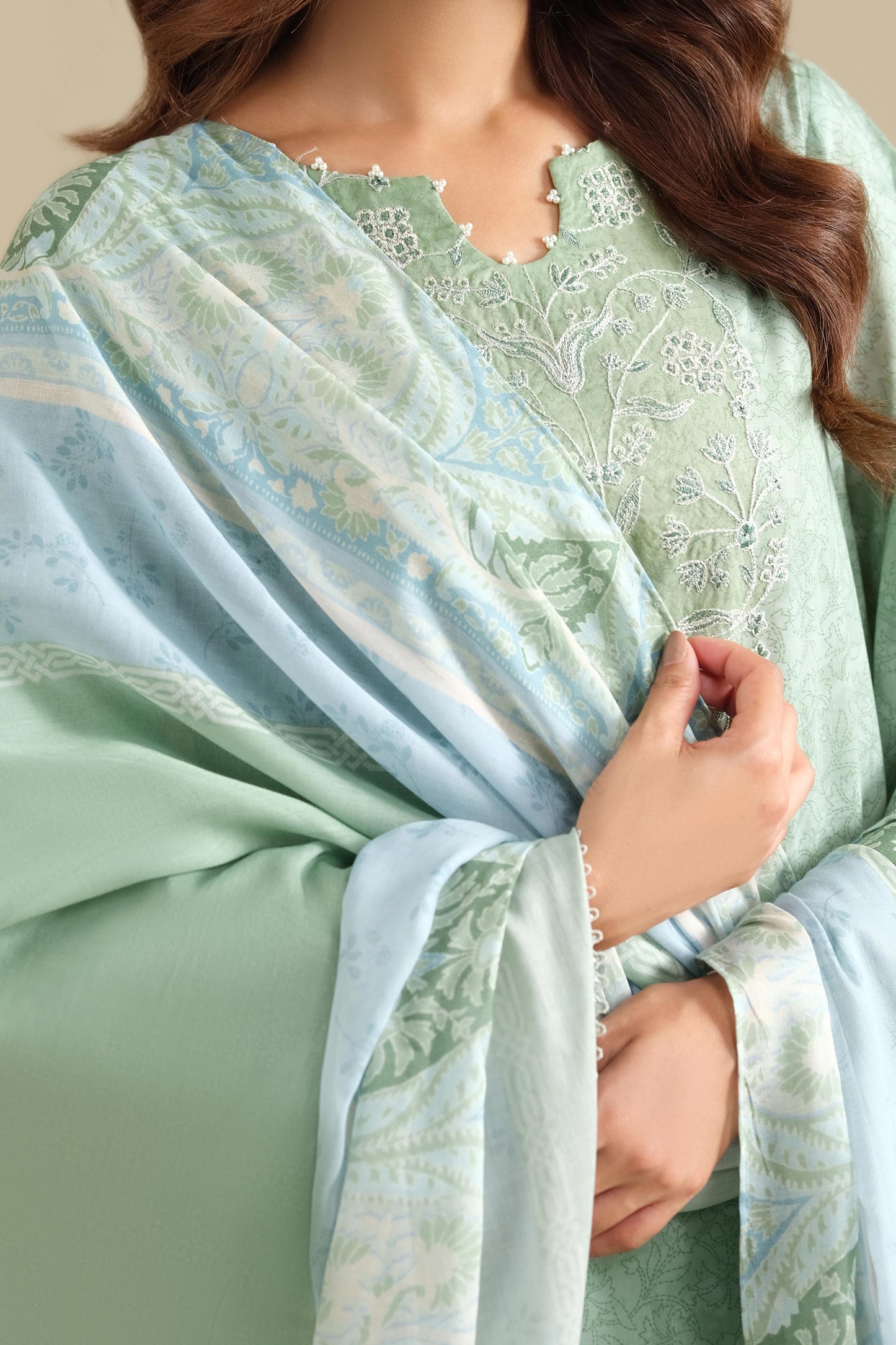 LAWN | EMBROIDERED