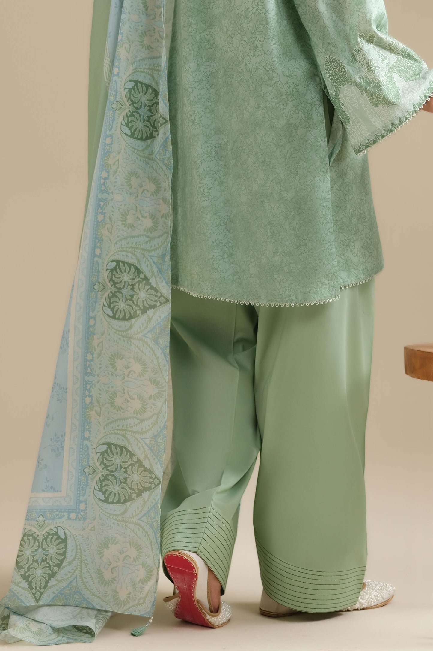 LAWN | EMBROIDERED
