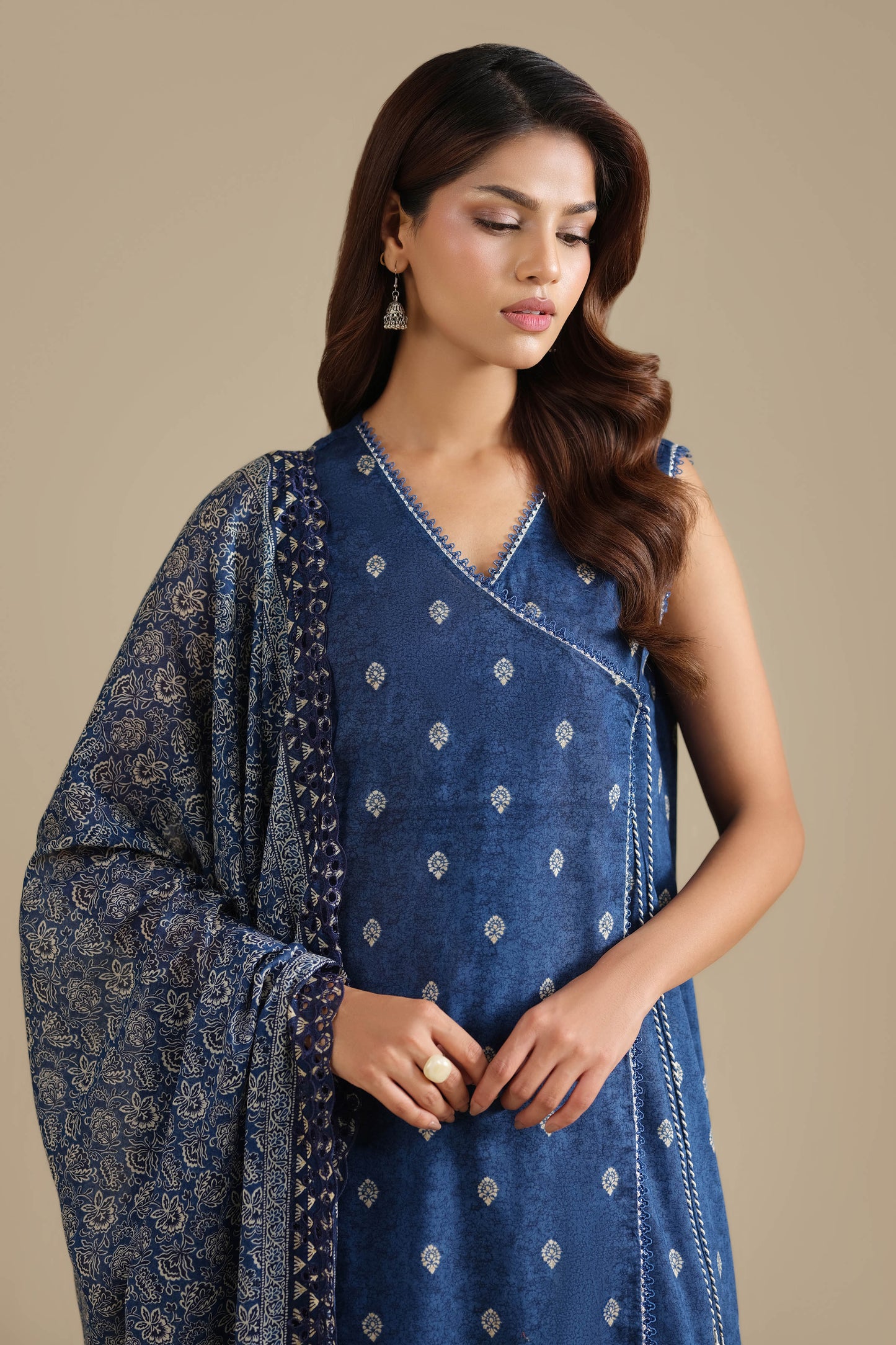 LAWN | EMBROIDERED